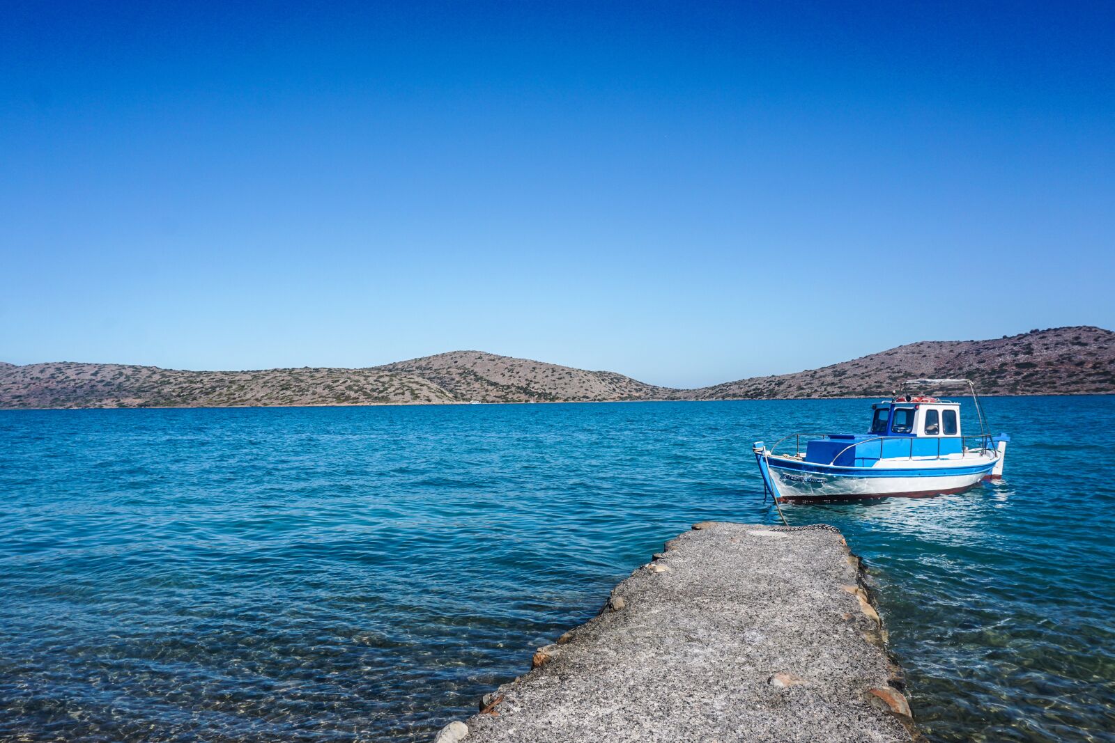 Sony a6000 sample photo. Boat, fishing boat, jetty photography