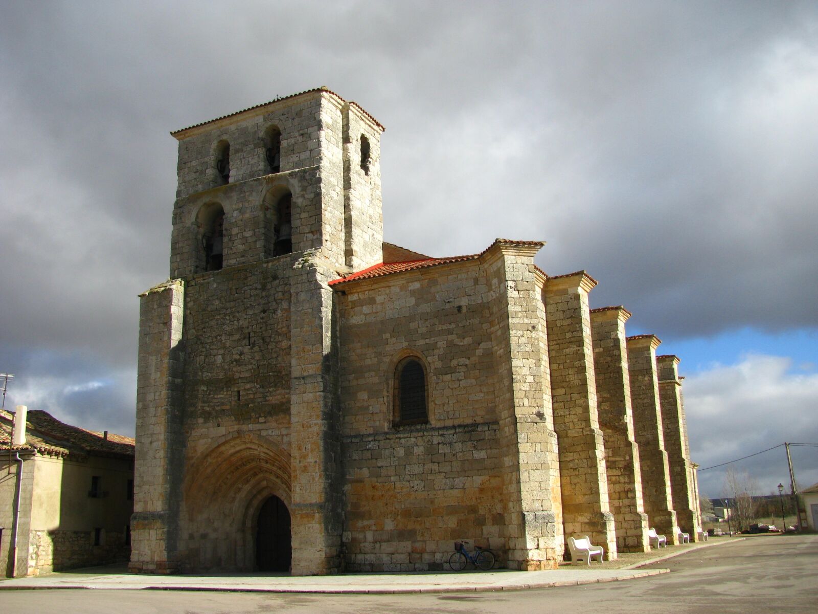 Canon POWERSHOT SX100 IS sample photo. Church, burgos, middle ages photography