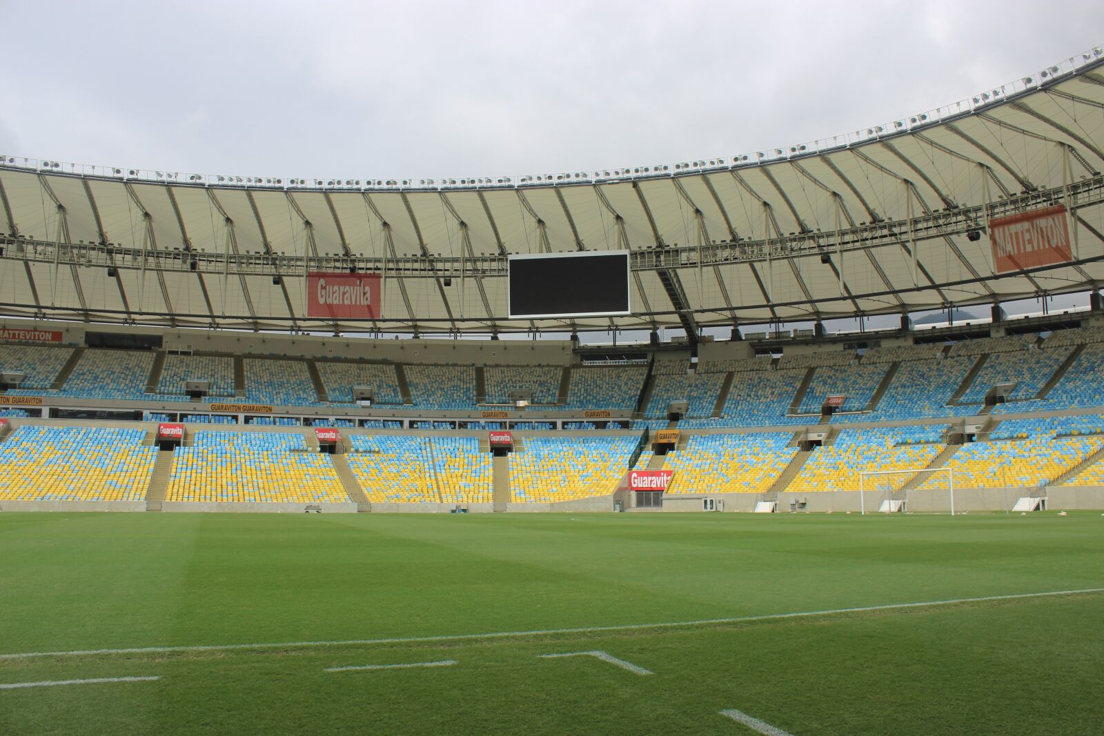 Canon EOS 600D (Rebel EOS T3i / EOS Kiss X5) sample photo. Brazil, rio, maracanã photography