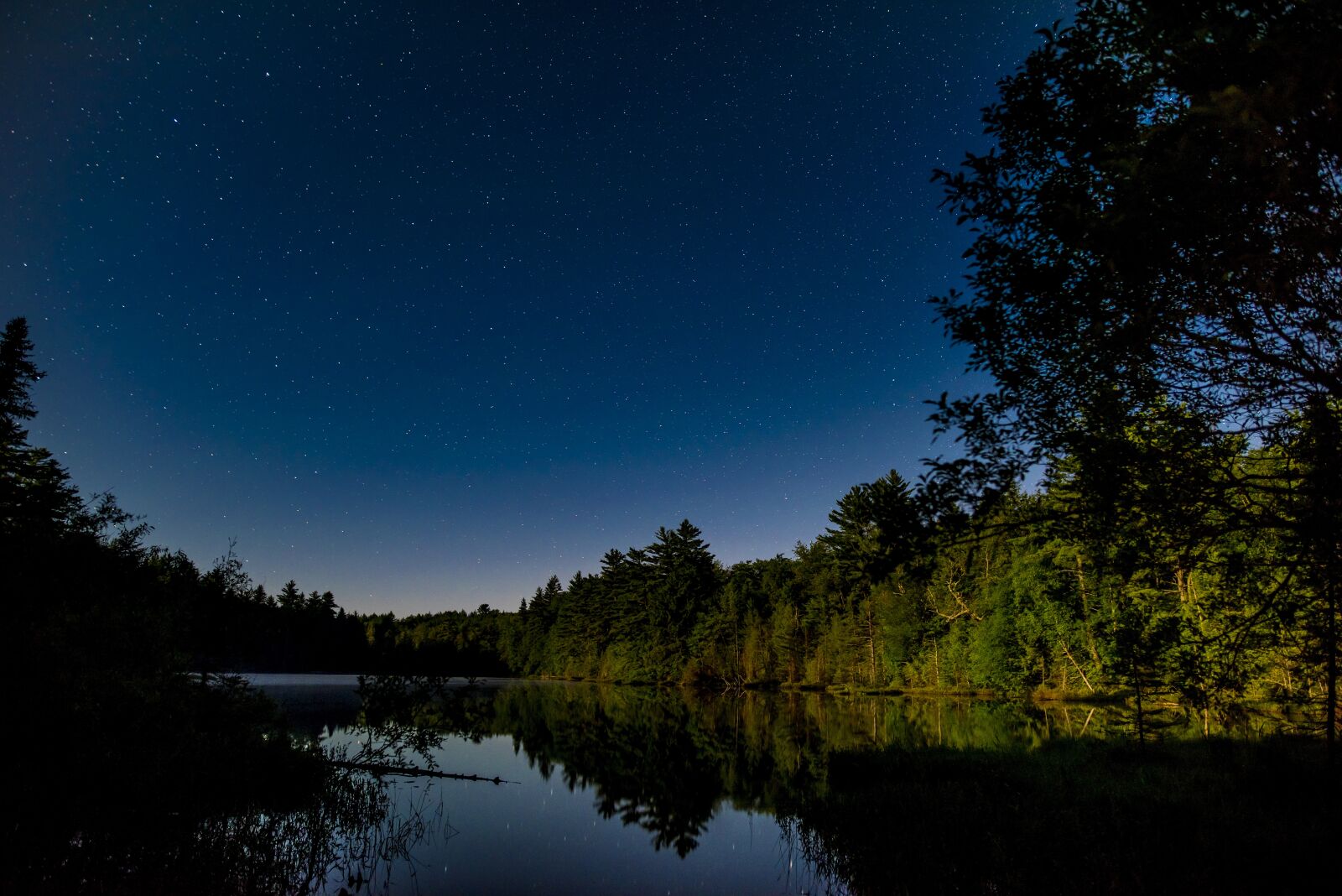 Nikon D810 sample photo. Night, lake, scenic photography