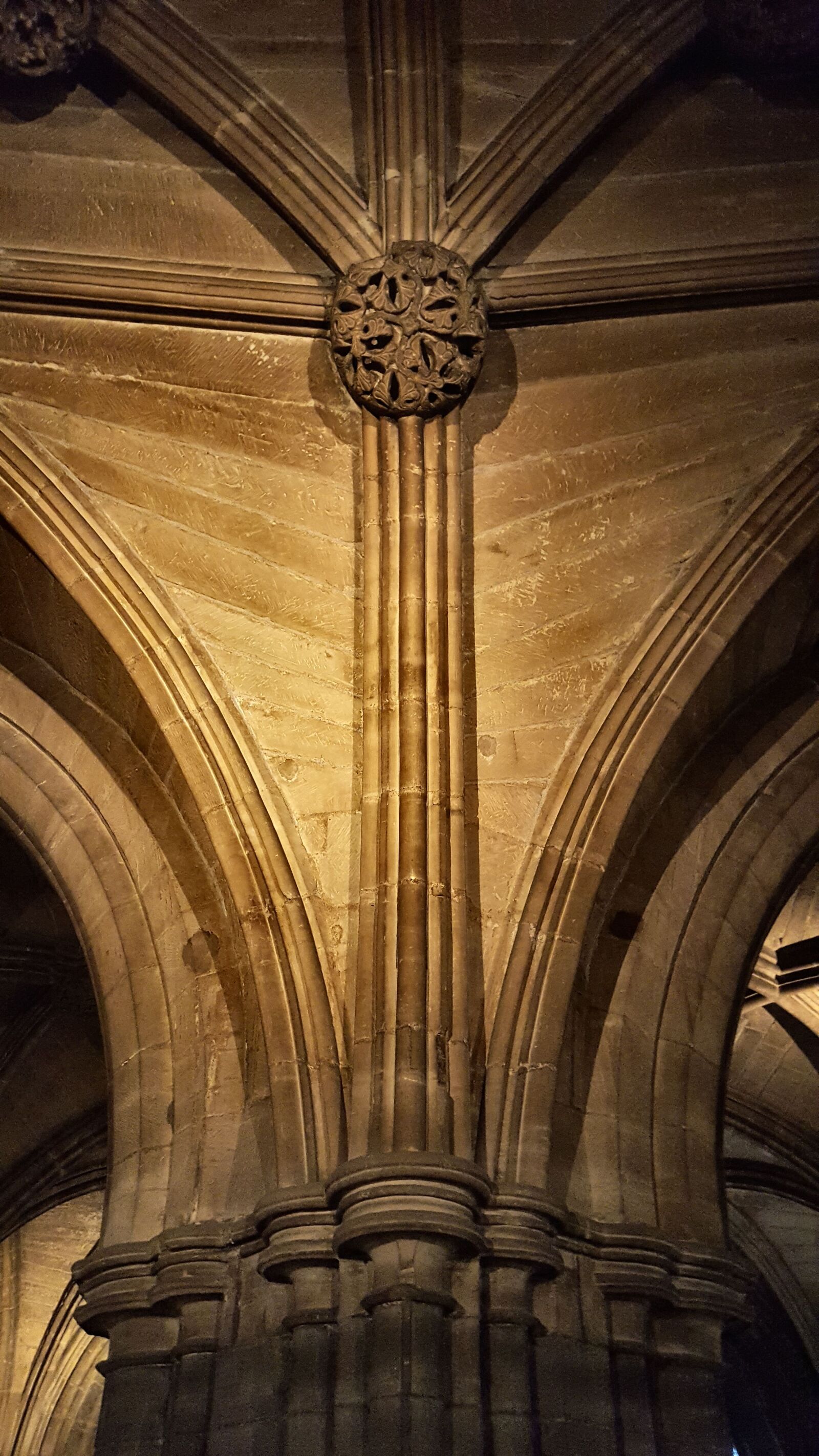 Samsung Galaxy S6 sample photo. Architecture, church, pillar photography