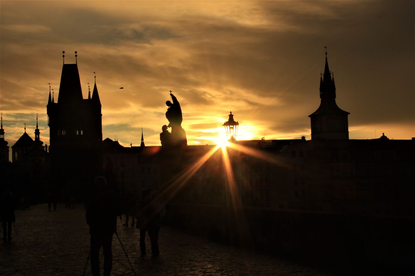Canon EOS 600D (Rebel EOS T3i / EOS Kiss X5) sample photo. Prague, travel, bridge photography