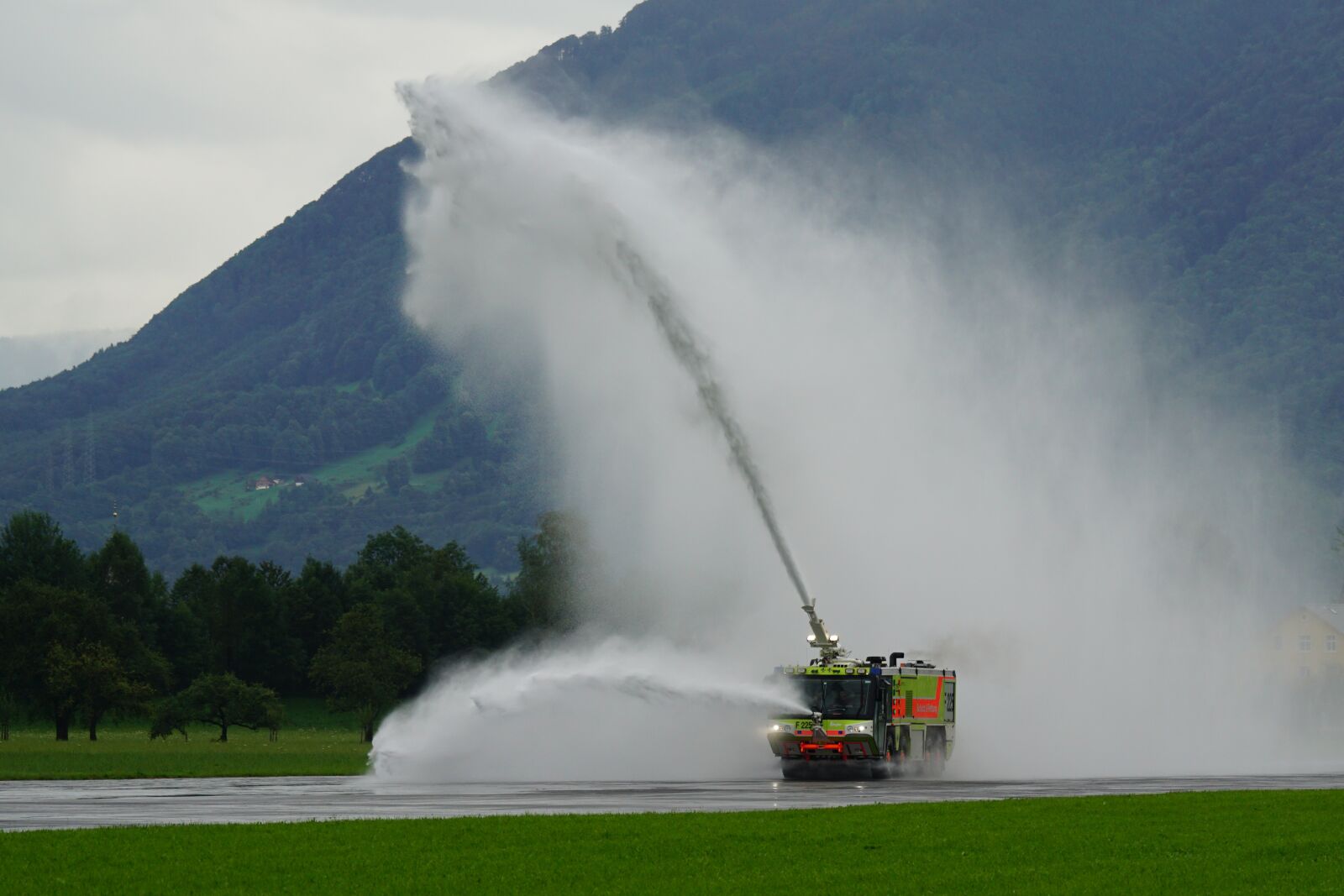 Sony ILCA-77M2 + Sony 70-400mm F4-5.6 G SSM sample photo. Fire, tank fire truck photography