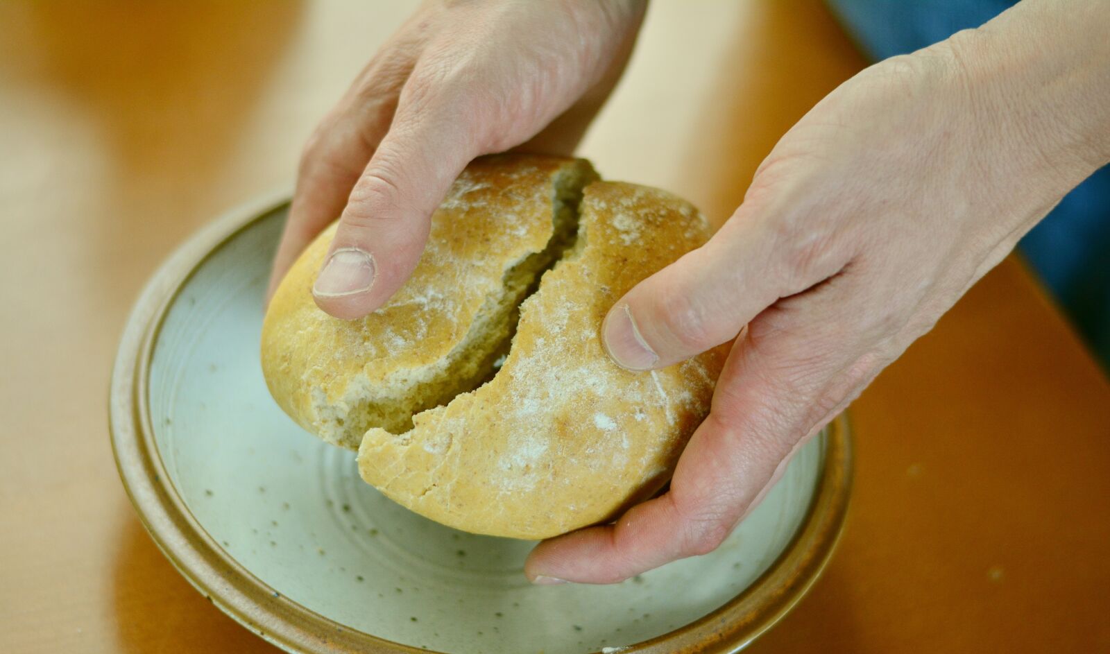Nikon D5200 sample photo. Last supper, worship, christian photography