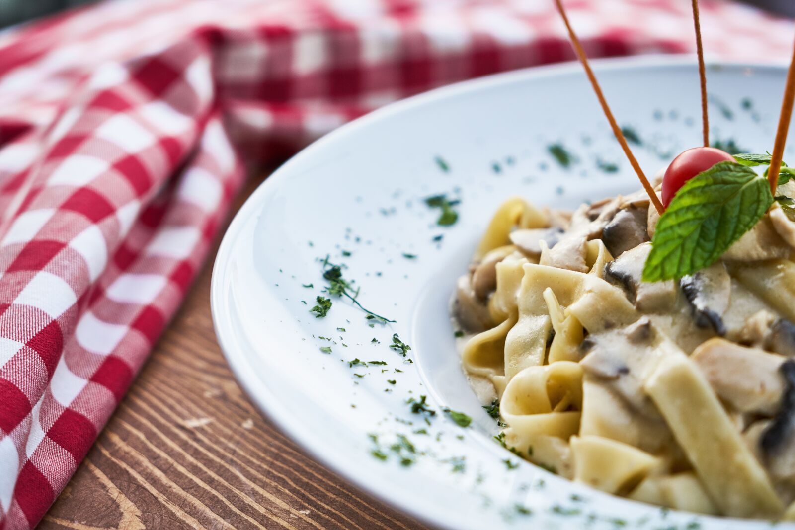 Sony a7R II sample photo. Pasta, italy, italian photography
