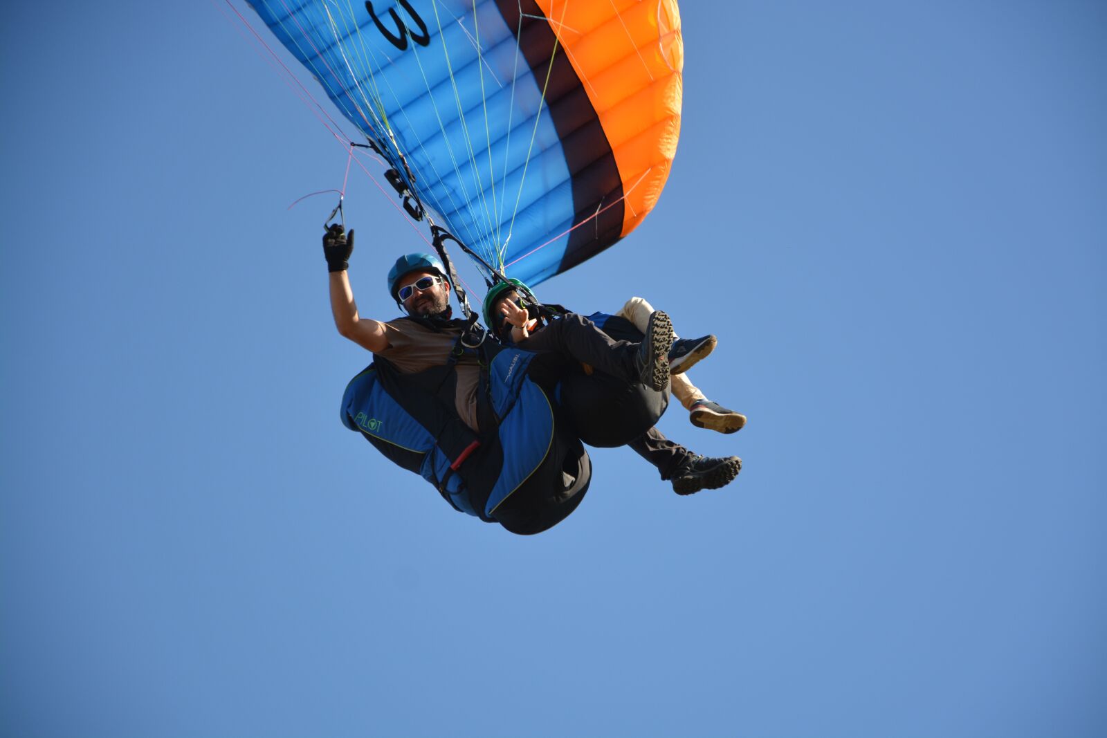 Nikon D5200 sample photo. Paragliding, paraglider, paragliding duo photography