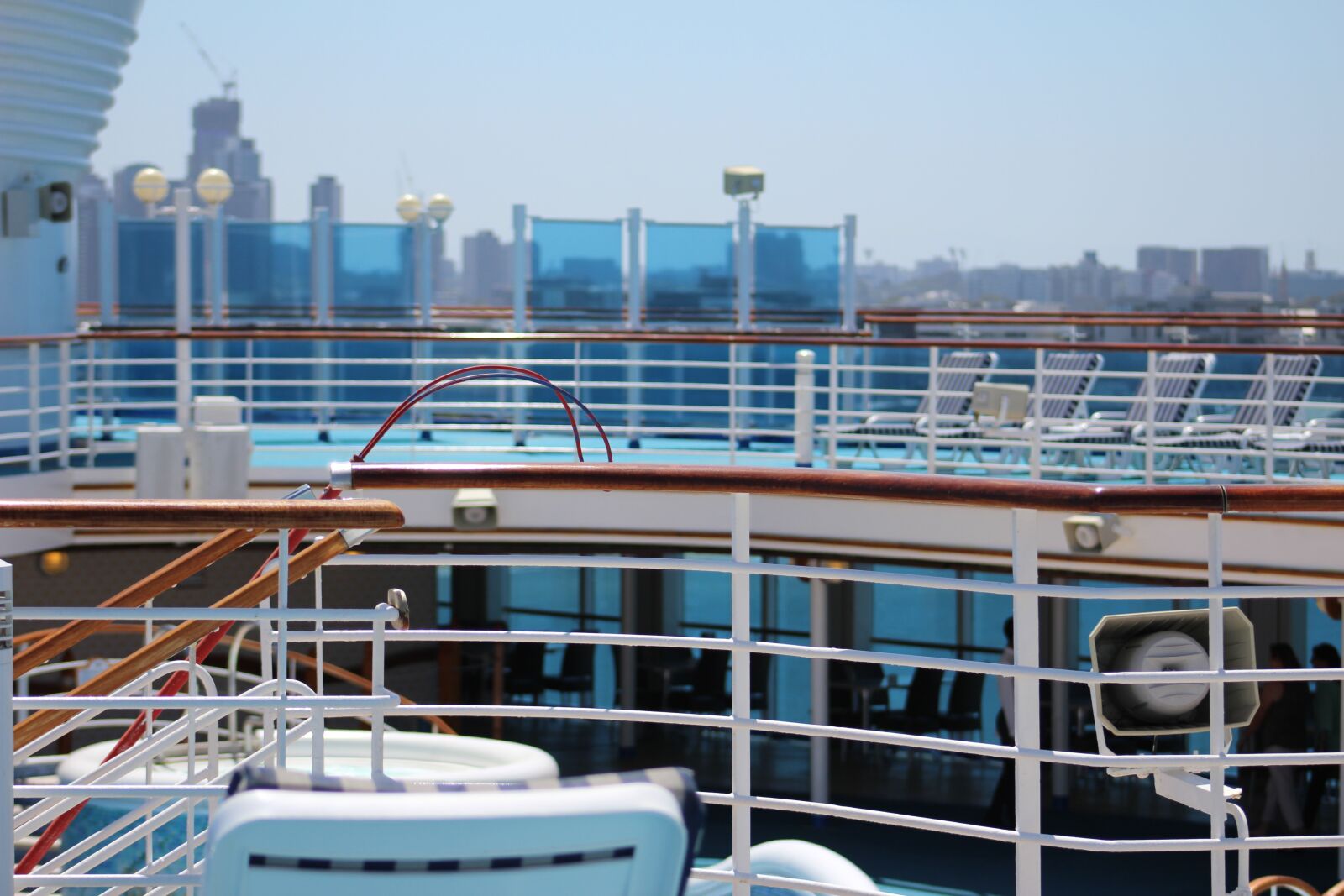 Canon EF 75-300mm f/4-5.6 sample photo. Boat, cruise, deck photography