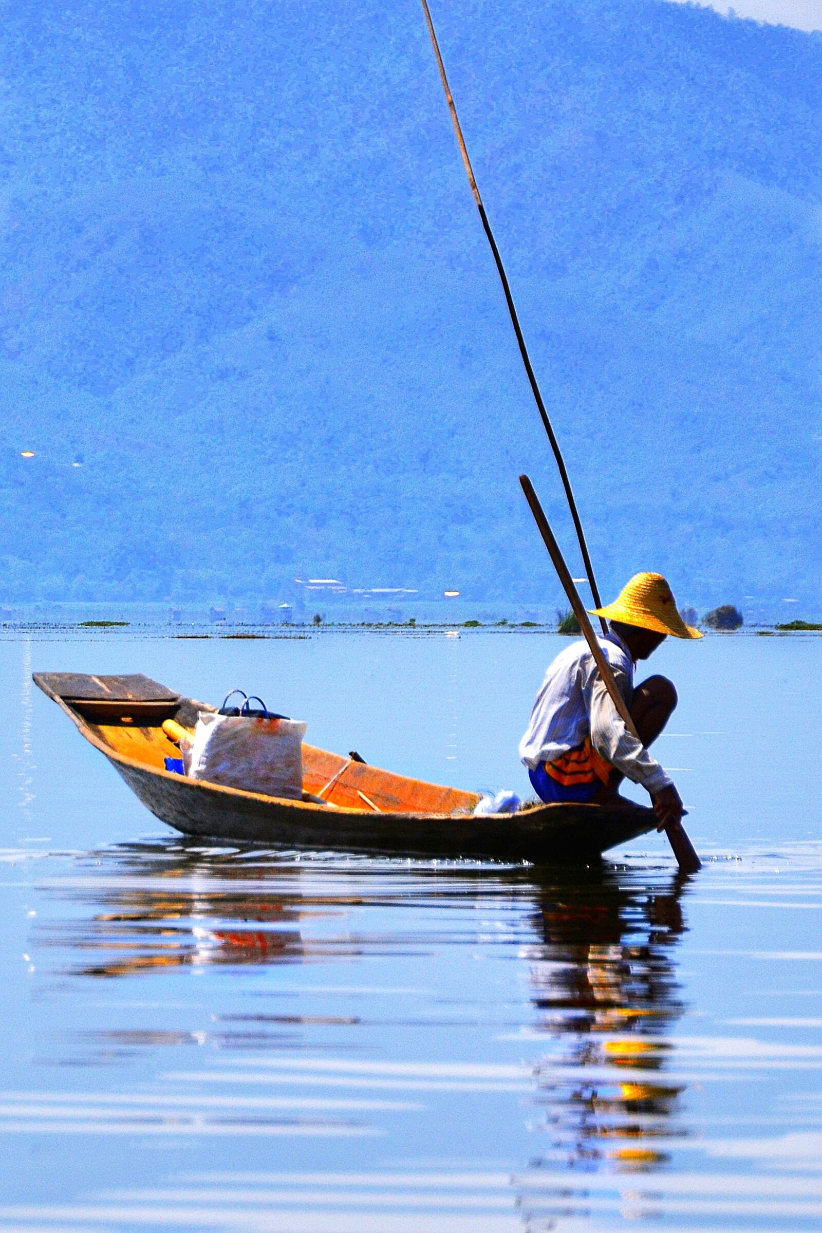 Nikon D5100 sample photo. Fishing, boat, small photography