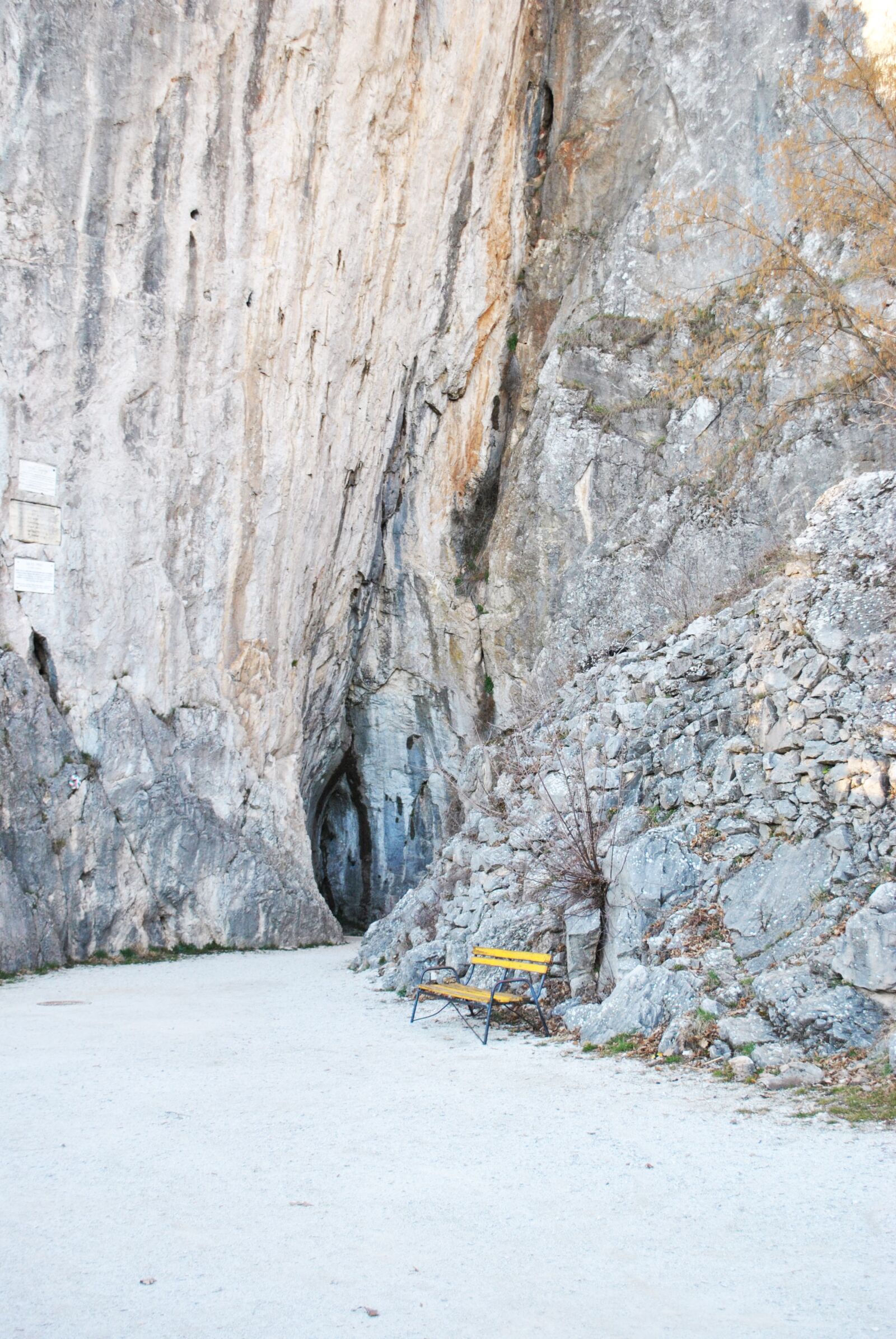 Nikon D3000 sample photo. Cliff, stones, landscape photography