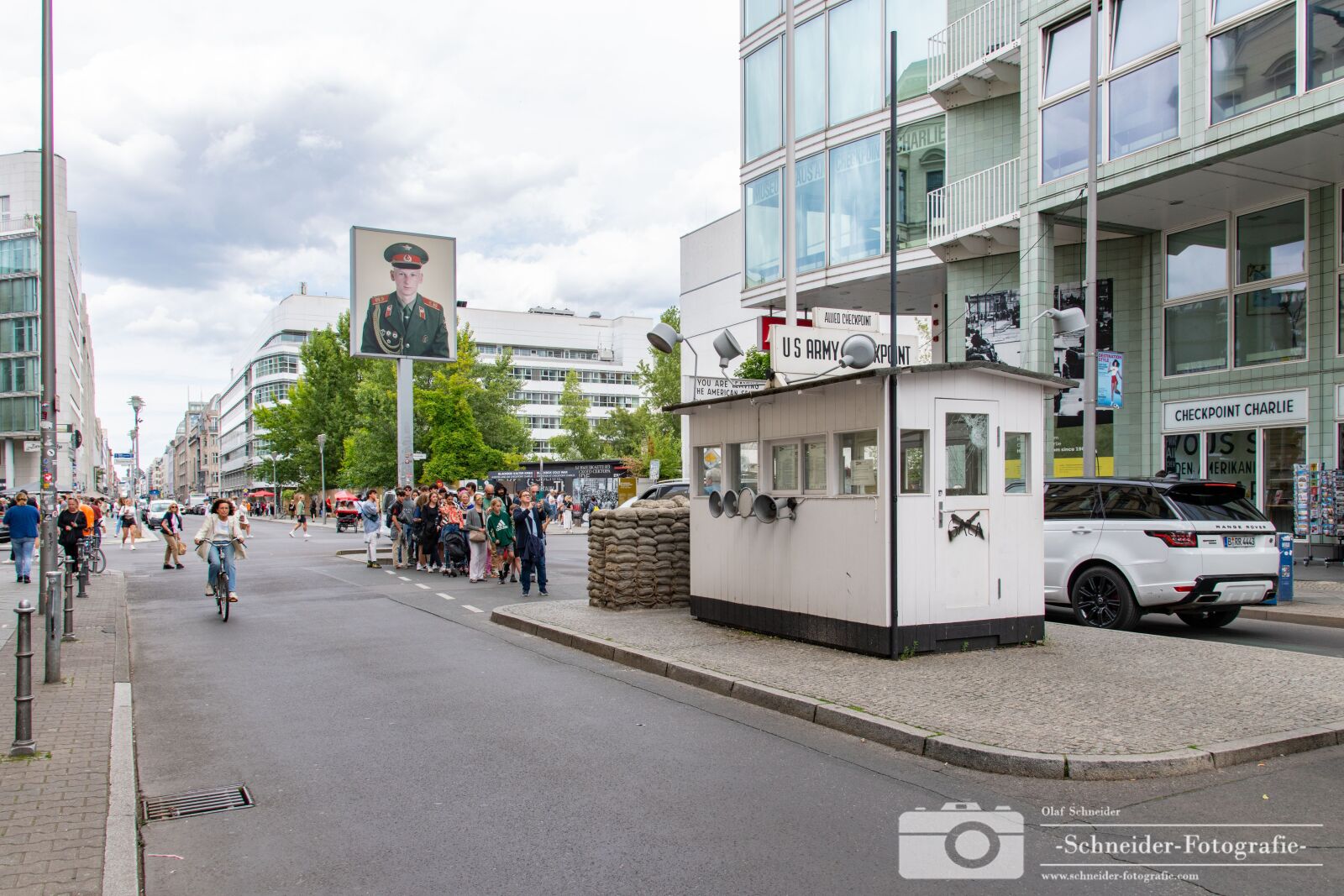 Nikon D850 sample photo. Checkpoint charlie photography