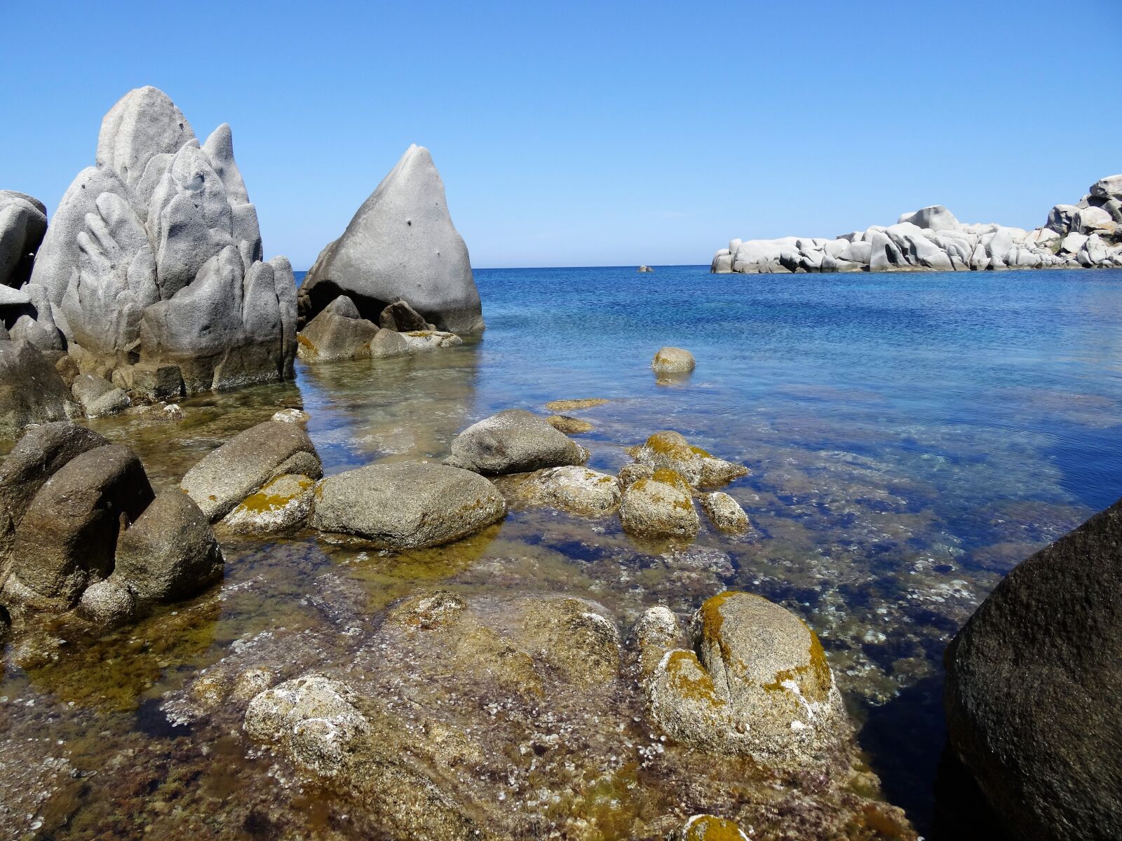 Sony DSC-HX50 sample photo. Lavezzi islands, corsican, seaside photography