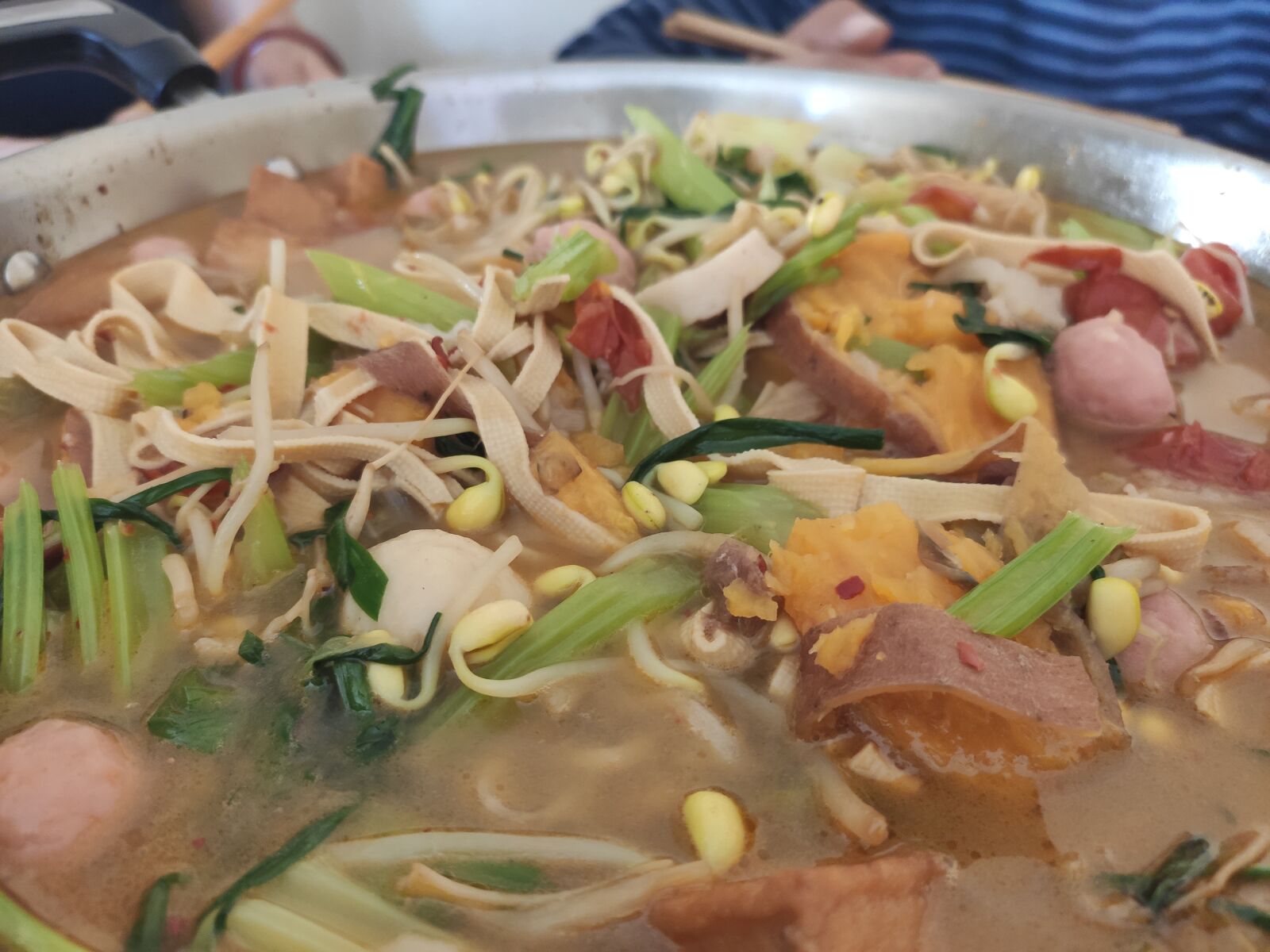 Xiaomi MI CC 9 sample photo. Food, delicious, hotpot photography