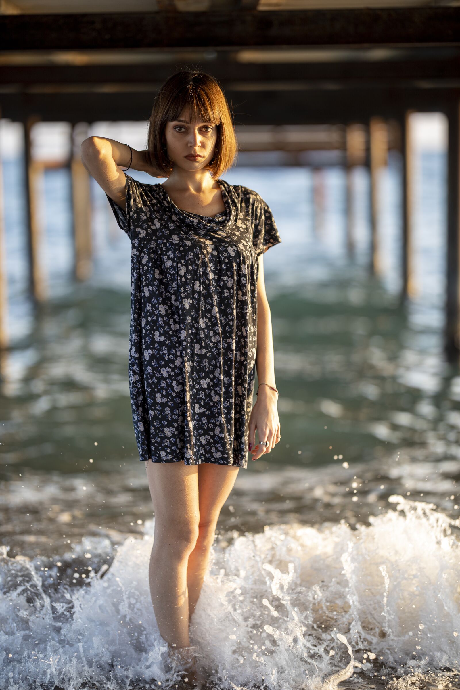 Canon RF 85mm F1.2L USM sample photo. Model, woman, pose photography