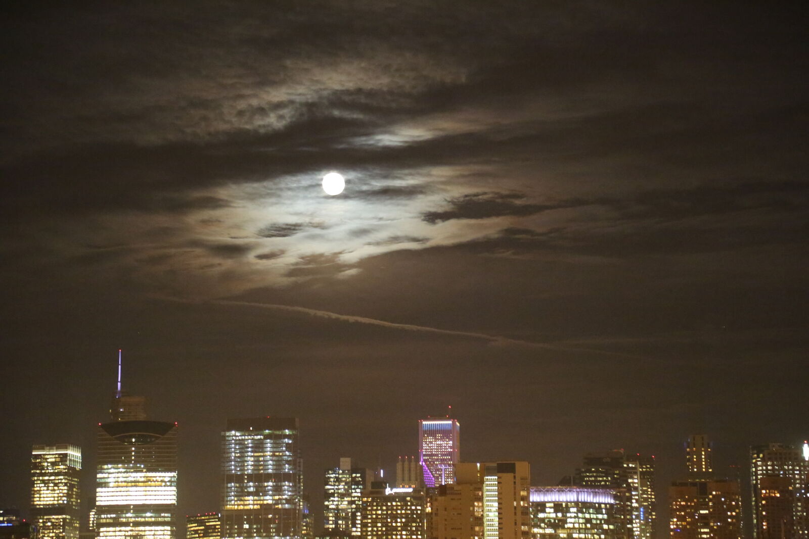 Canon EOS 5D Mark III sample photo. Chicago, moon, rise photography
