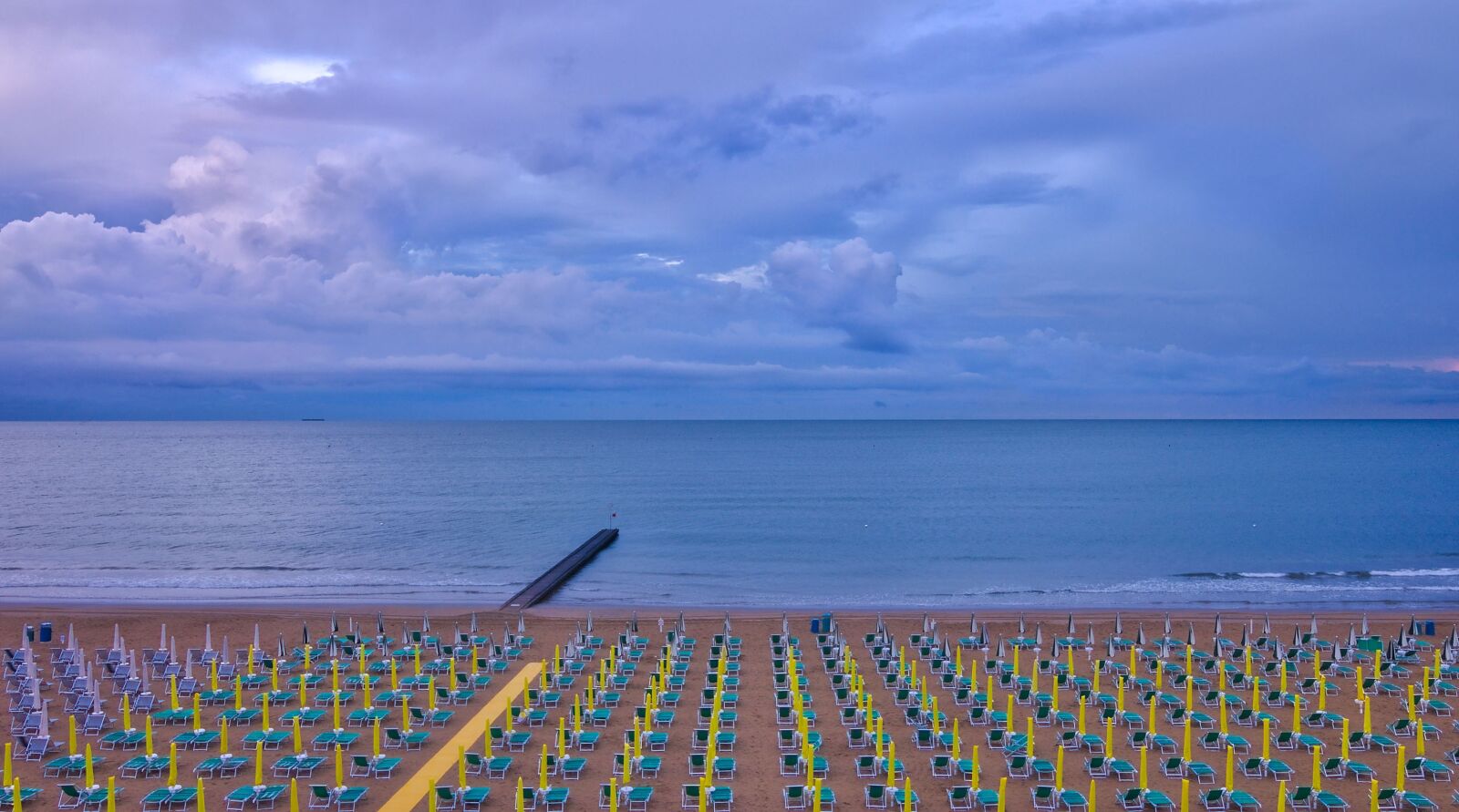 Canon EOS 750D (EOS Rebel T6i / EOS Kiss X8i) sample photo. Jesolo, venice, veneto photography