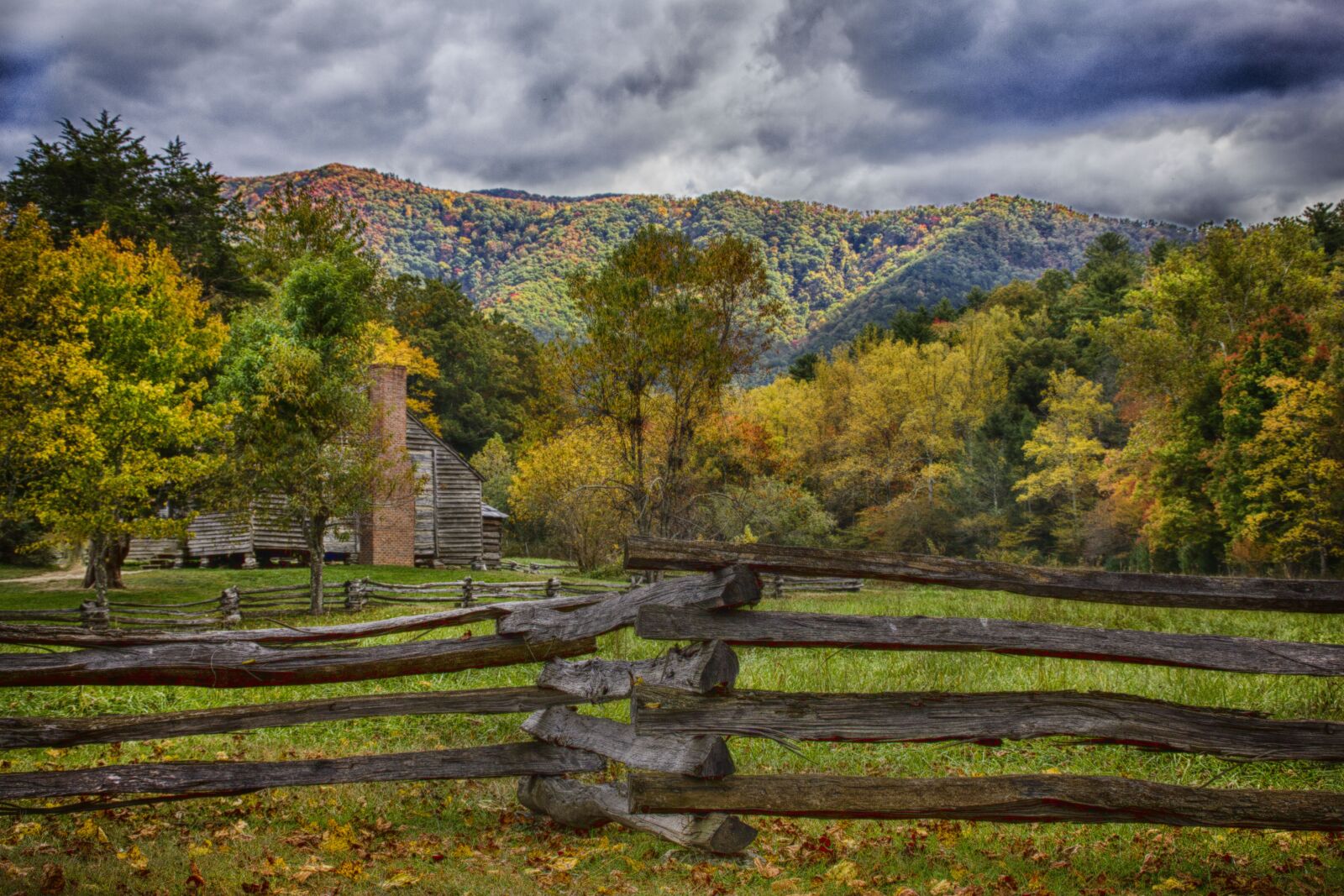 Canon EOS 550D (EOS Rebel T2i / EOS Kiss X4) sample photo. Cades cove, landscape, tennessee photography