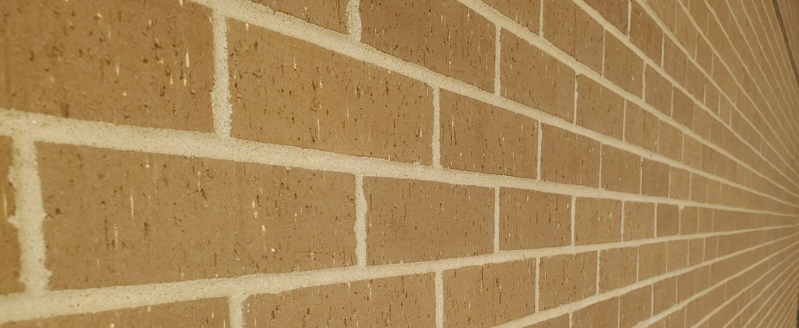 Samsung Galaxy S10e sample photo. Bricks, brick wall, blocks photography