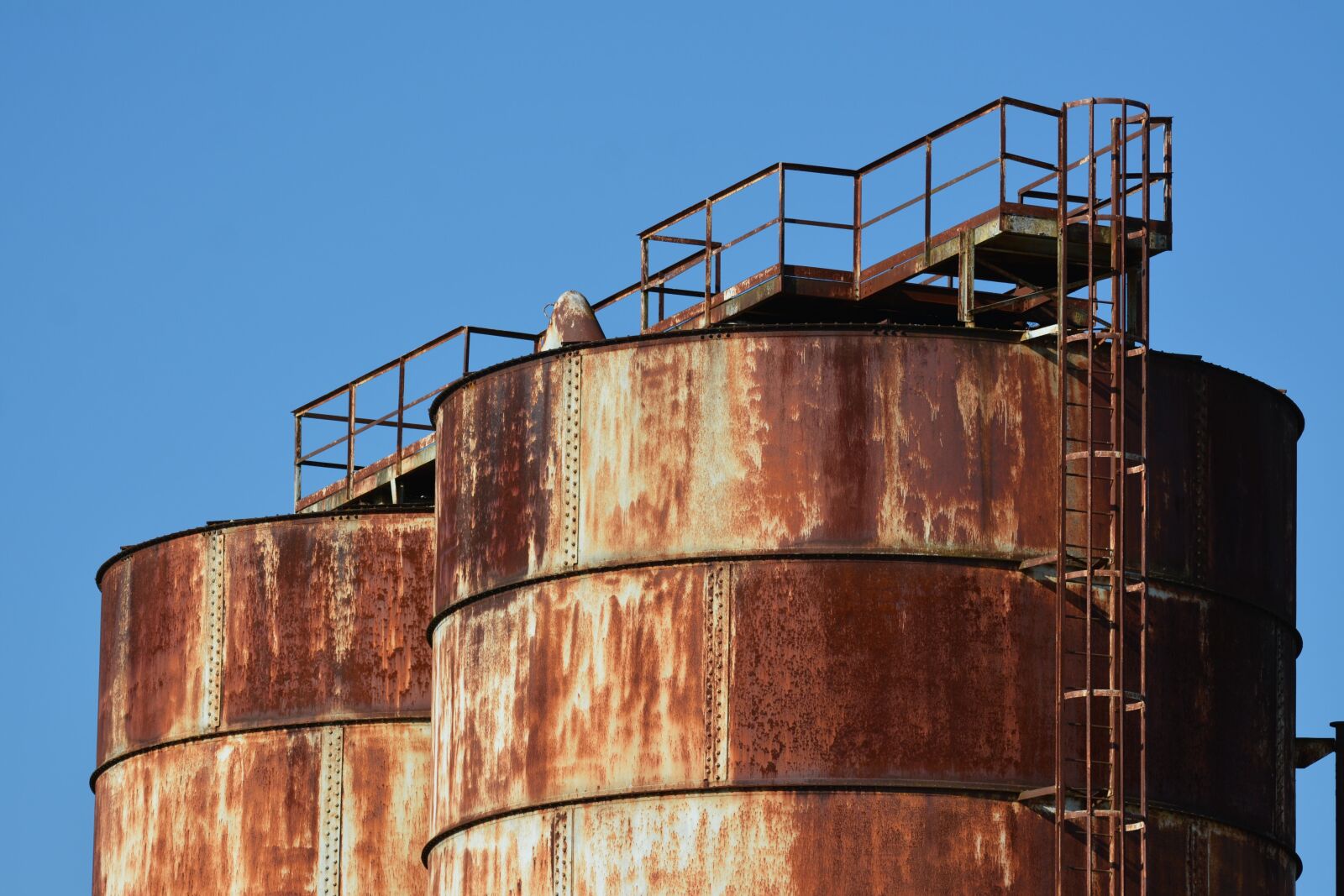 Nikon D7100 sample photo. Silo, storage, tank photography