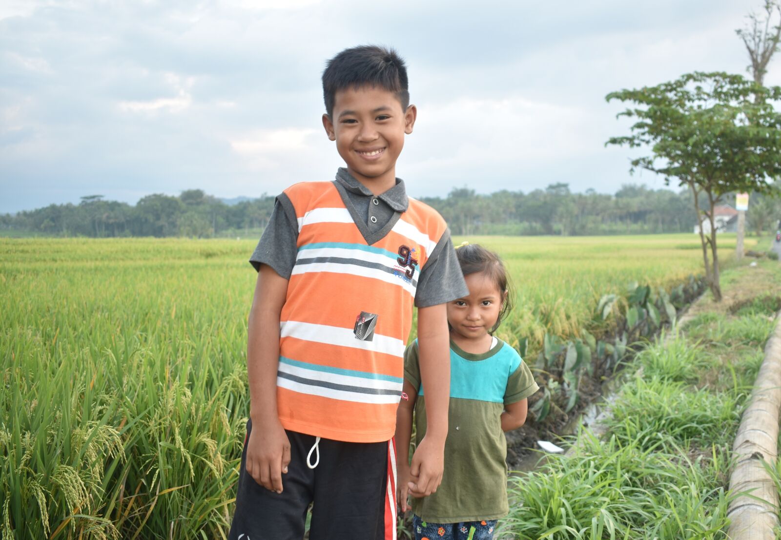 Nikon D3400 sample photo. Smile, kids, happy photography