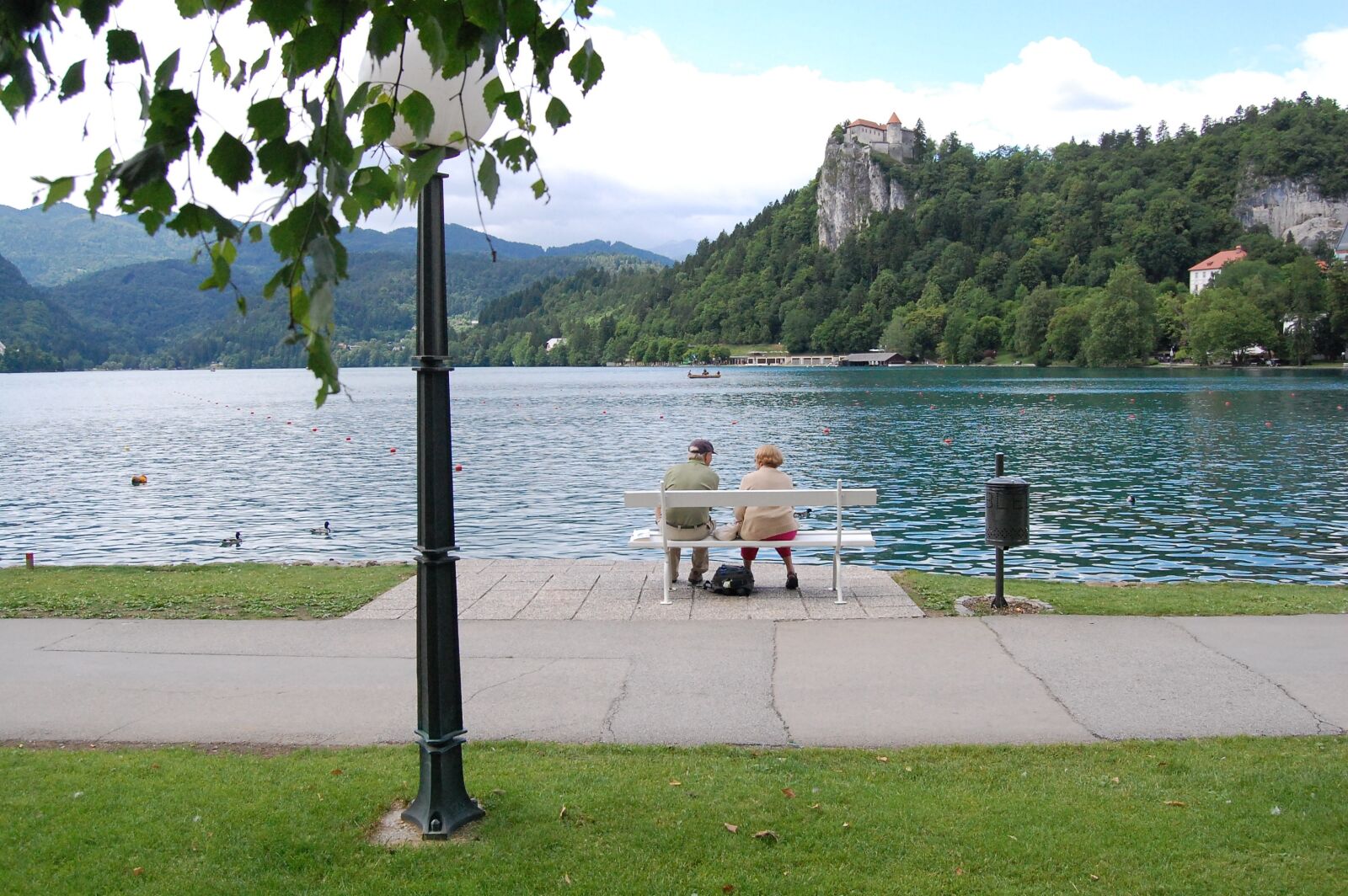 Nikon D40 sample photo. Couple, lake, love photography