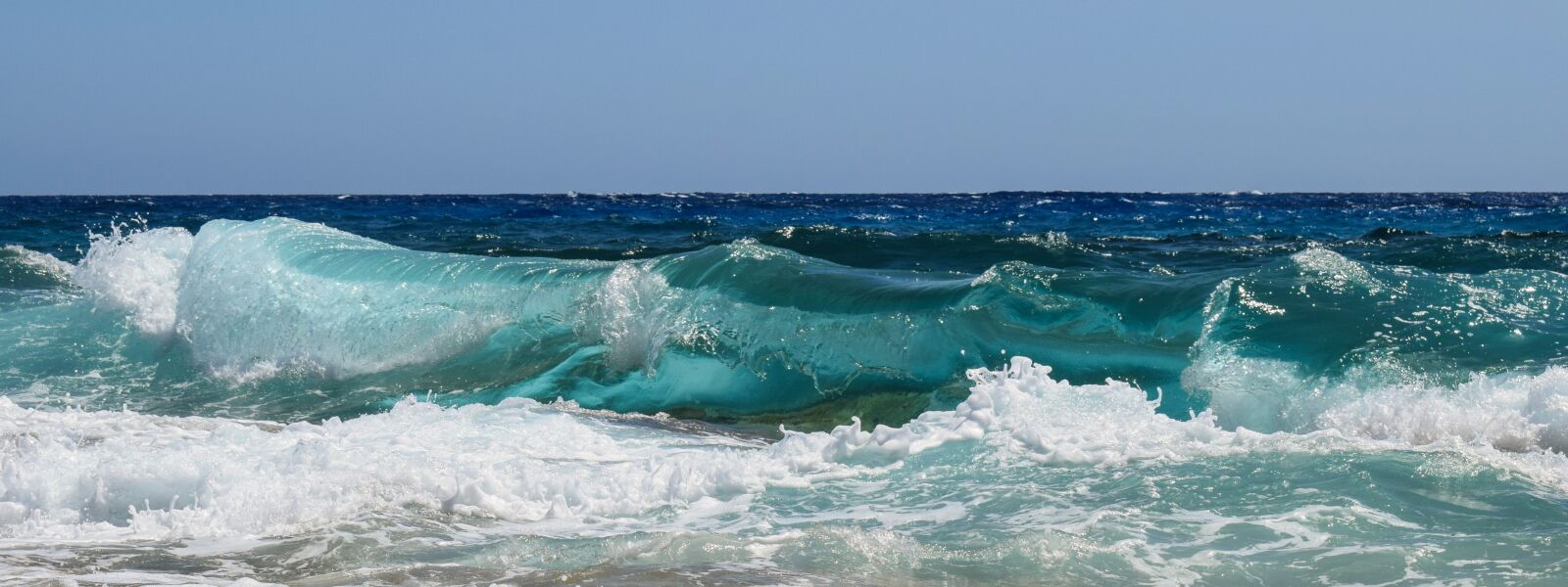 Nikon D3300 sample photo. Wave, smashing, foam photography