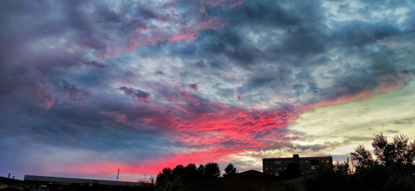 Xiaomi Mi 10 Pro sample photo. Paisaje, anochecer, cielo photography