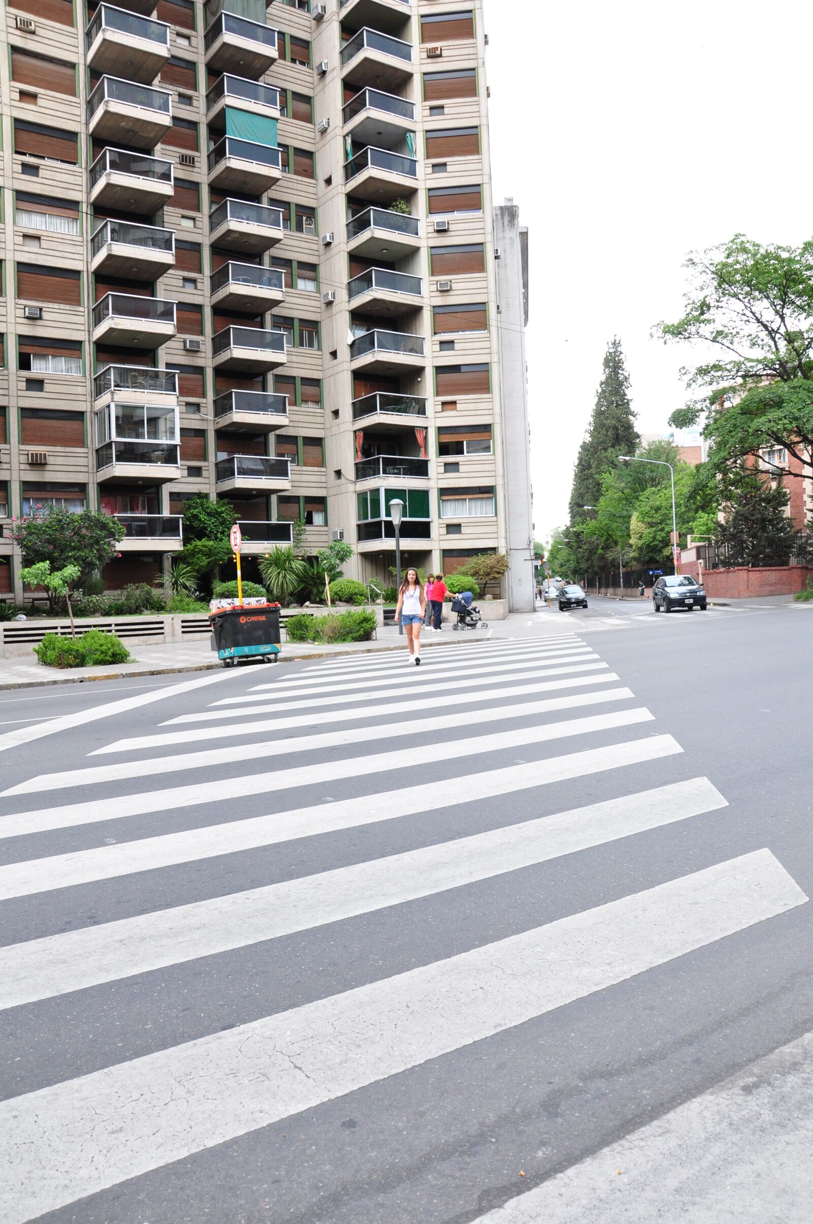 Nikon D90 sample photo. Street, walk, city photography