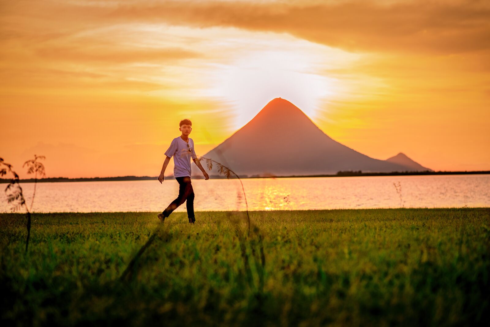 Nikon D750 sample photo. Hello, hồ, núi photography