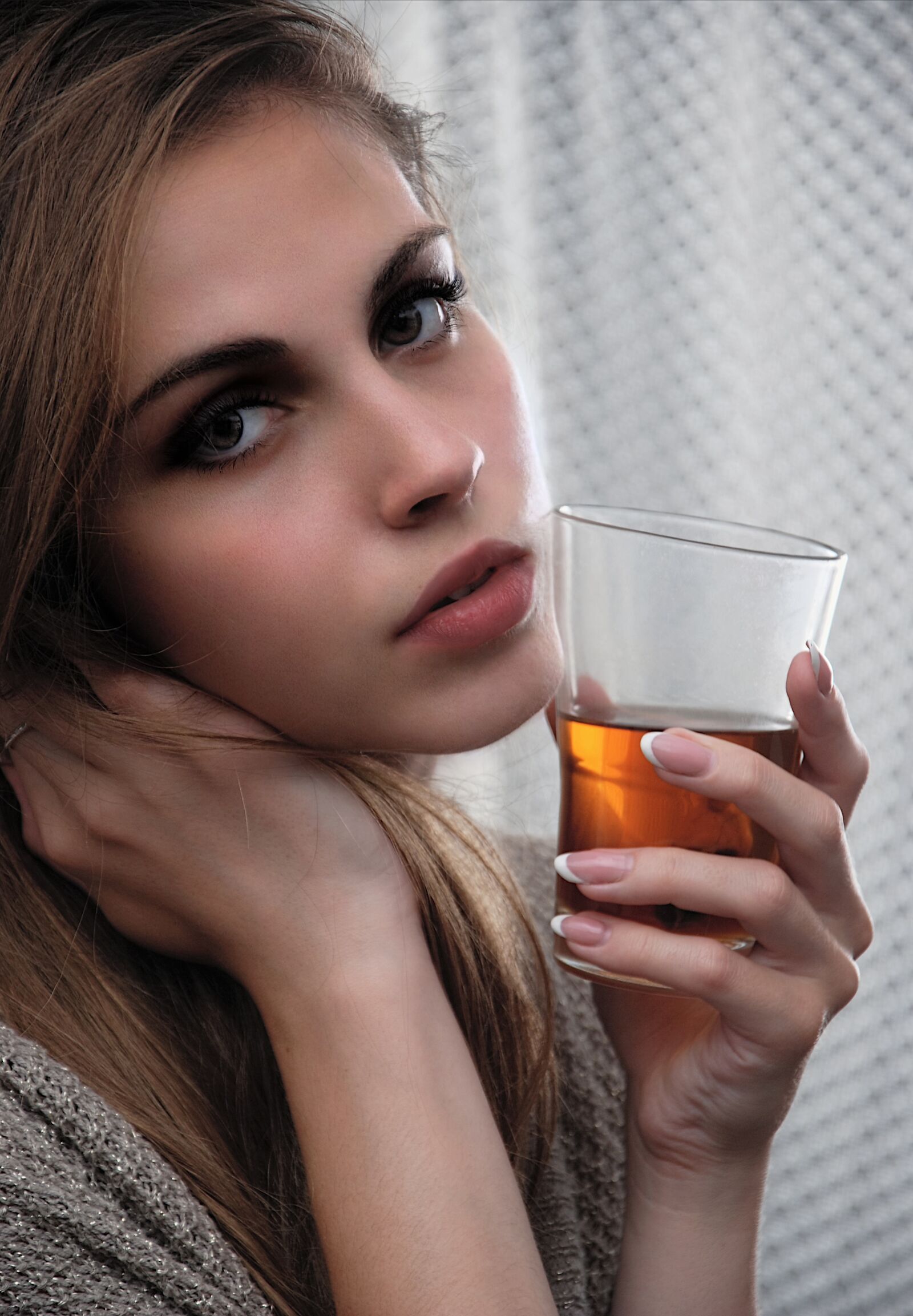 Nikon D80 sample photo. Girl, tea, morning photography