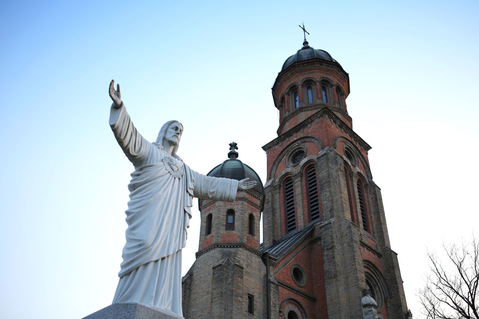 Canon EOS 5D Mark III sample photo. Cathedral, religion, church photography