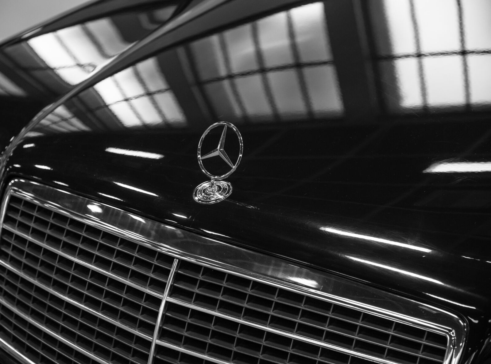 Pentax K-3 sample photo. Mercedes, star, chrome photography