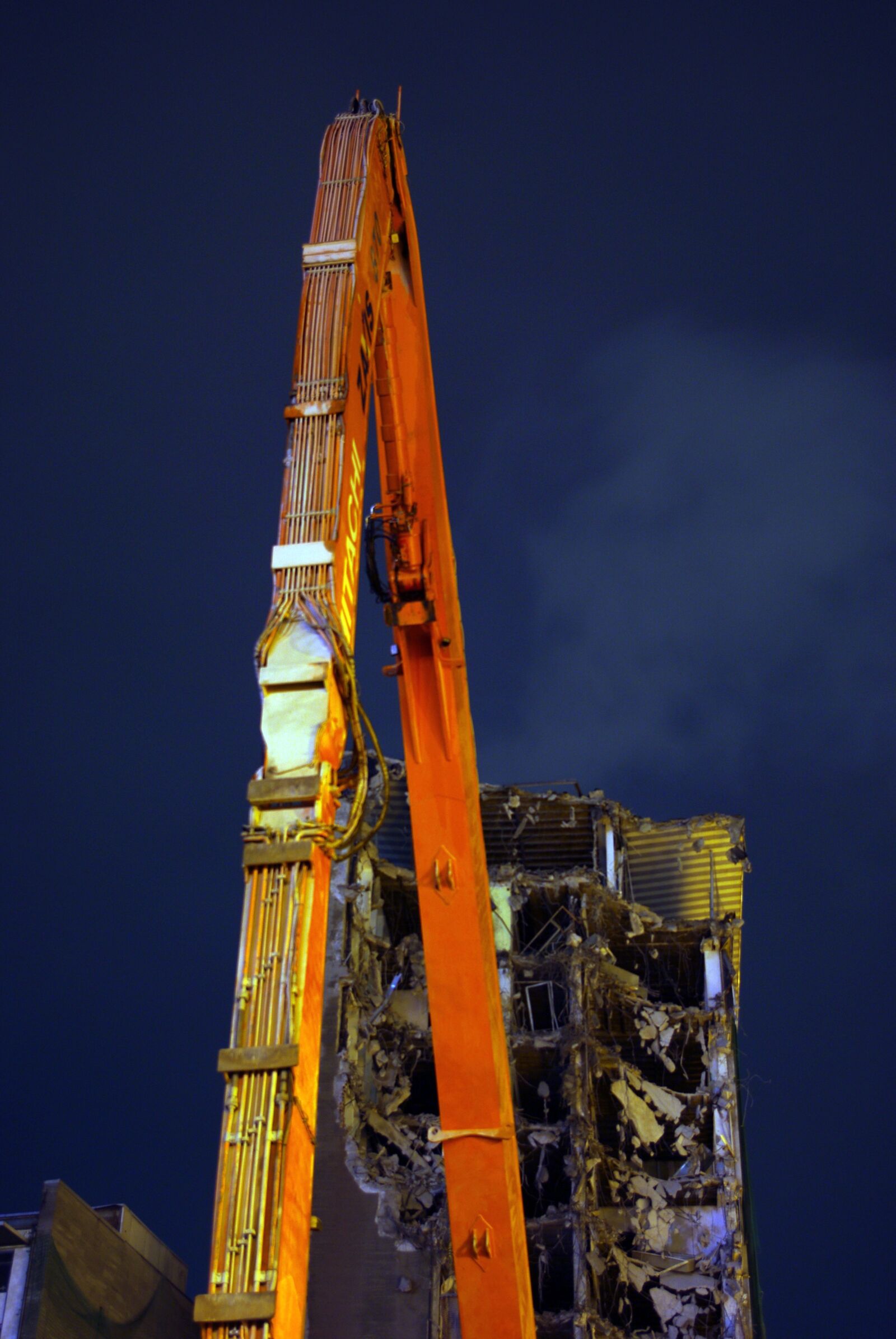 Pentax K-m (K2000) sample photo. Crane, demolition, building photography