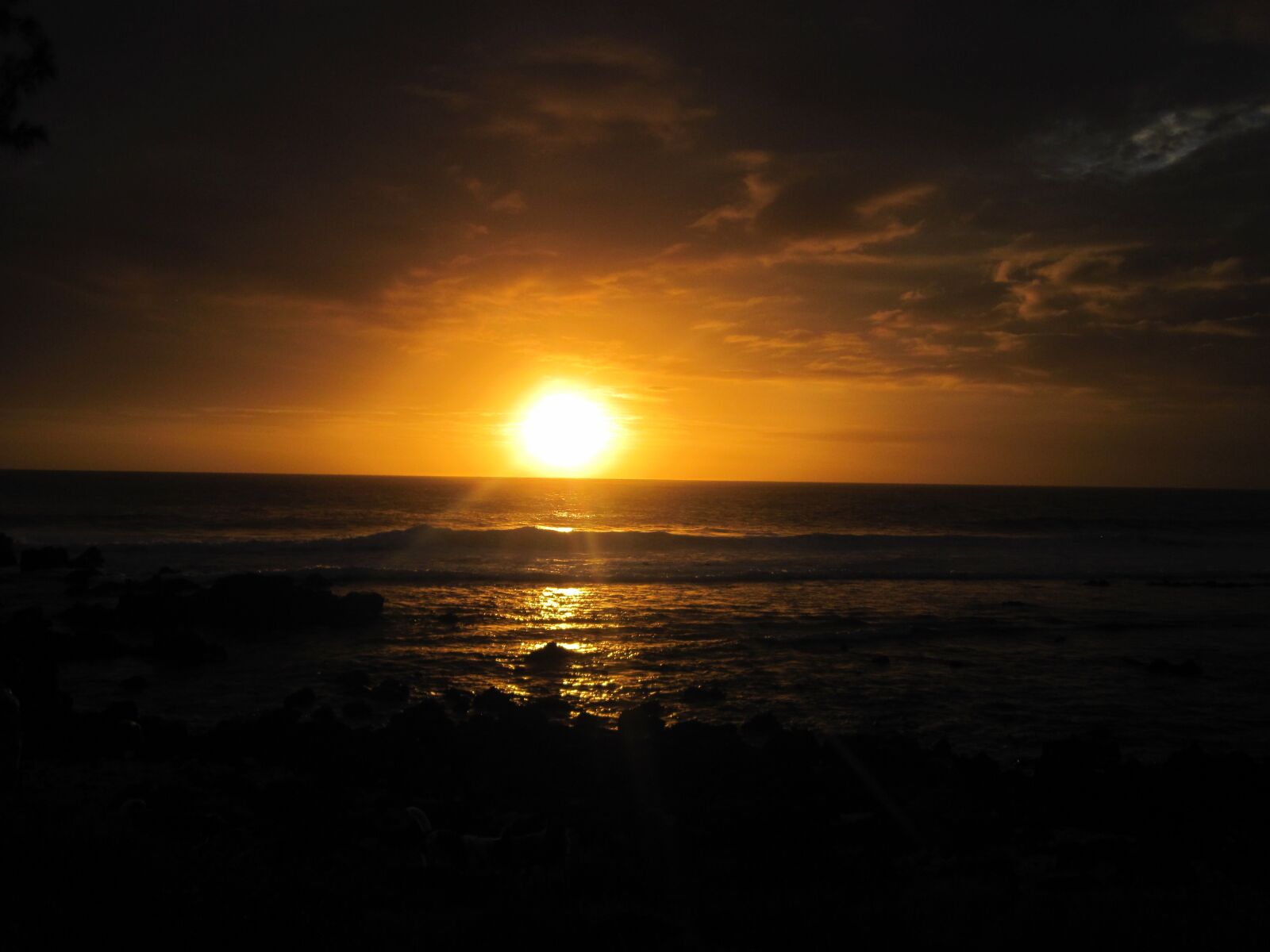 Canon PowerShot D10 sample photo. Coucher, de, soleil, reunion photography