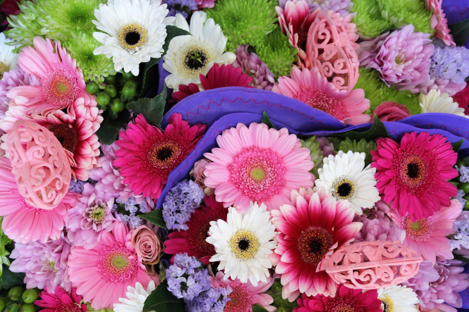Canon EOS 60D sample photo. Flowers, bouquet, spring photography