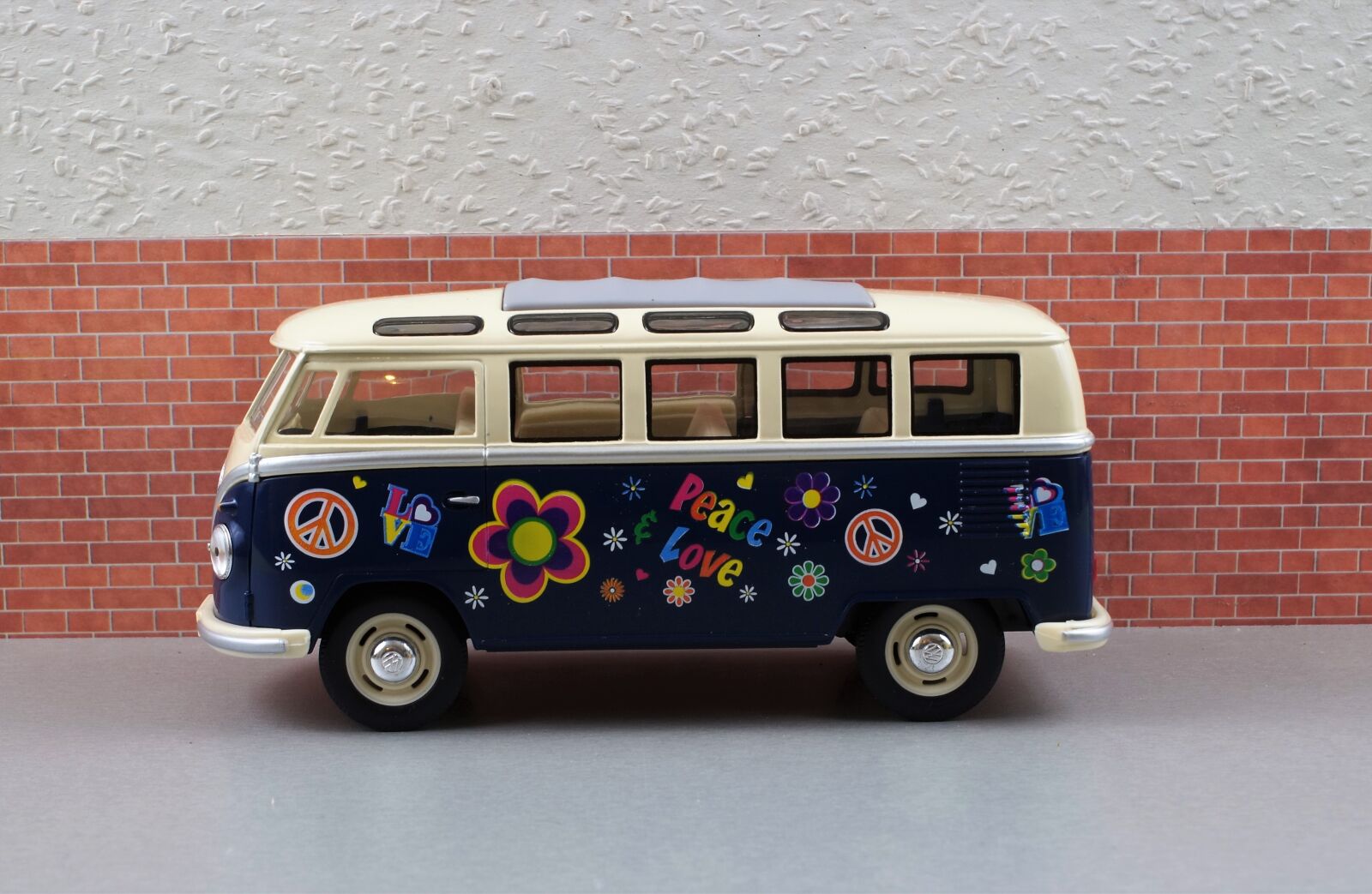 Sony DT 18-70mm F3.5-5.6 sample photo. Vw, bus, vw bus photography