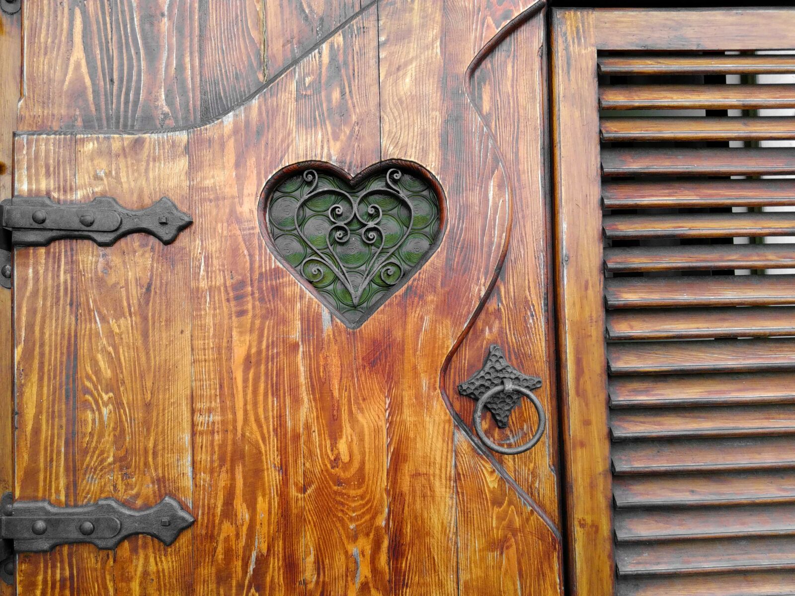 Lenovo S60-A sample photo. Window, heart, object, wood photography