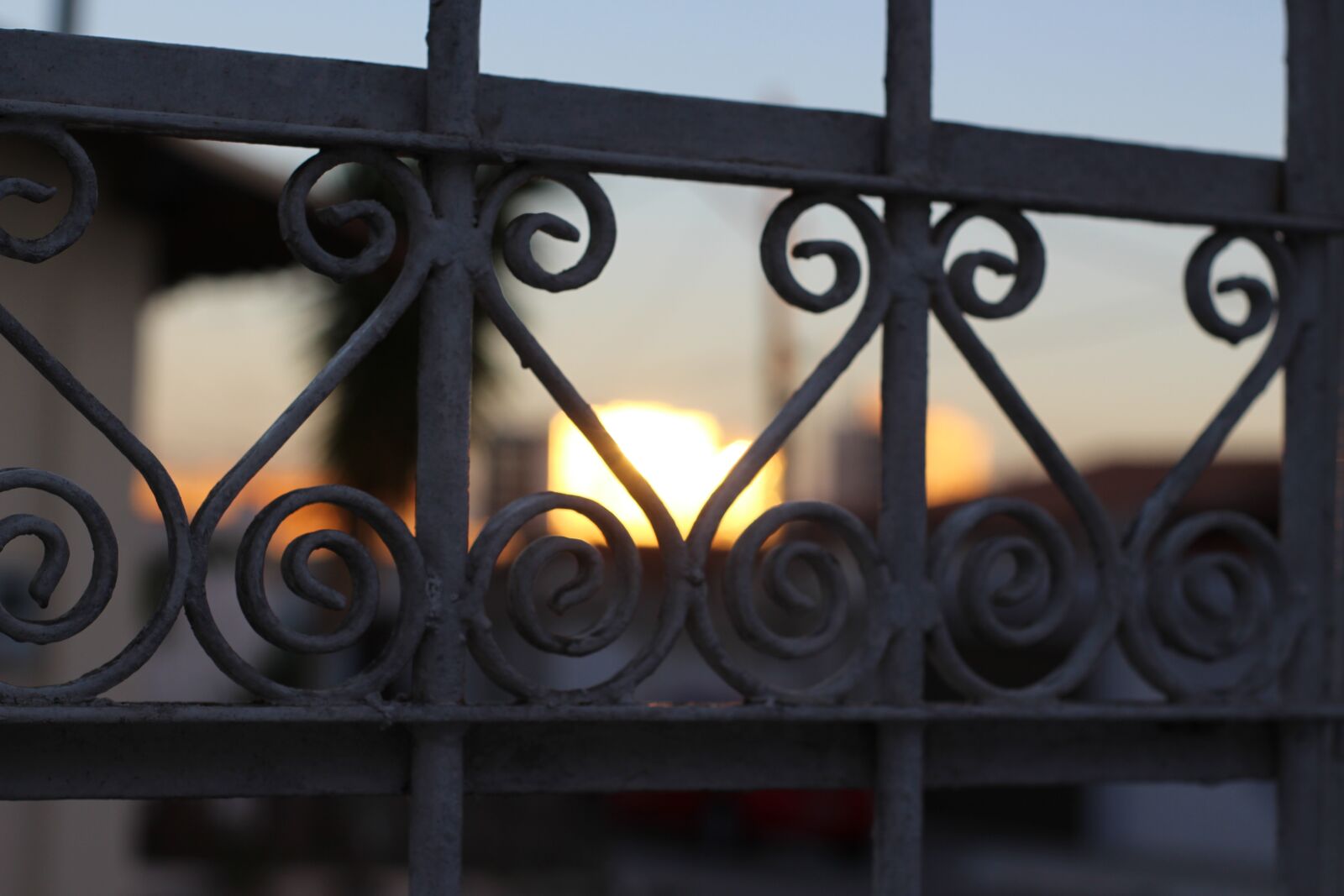 Canon EOS 700D (EOS Rebel T5i / EOS Kiss X7i) sample photo. Sunset, sol, landscape photography