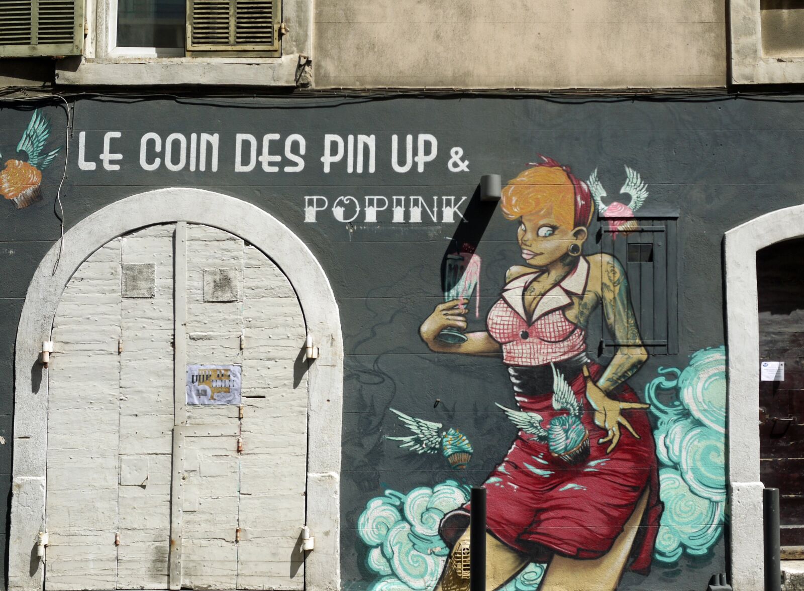 Panasonic Lumix DMC-G1 sample photo. Street art, pin up photography