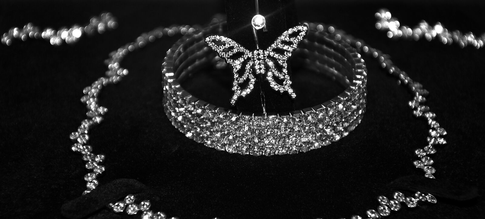 Nikon D90 sample photo. Wedding, jewellery, love photography