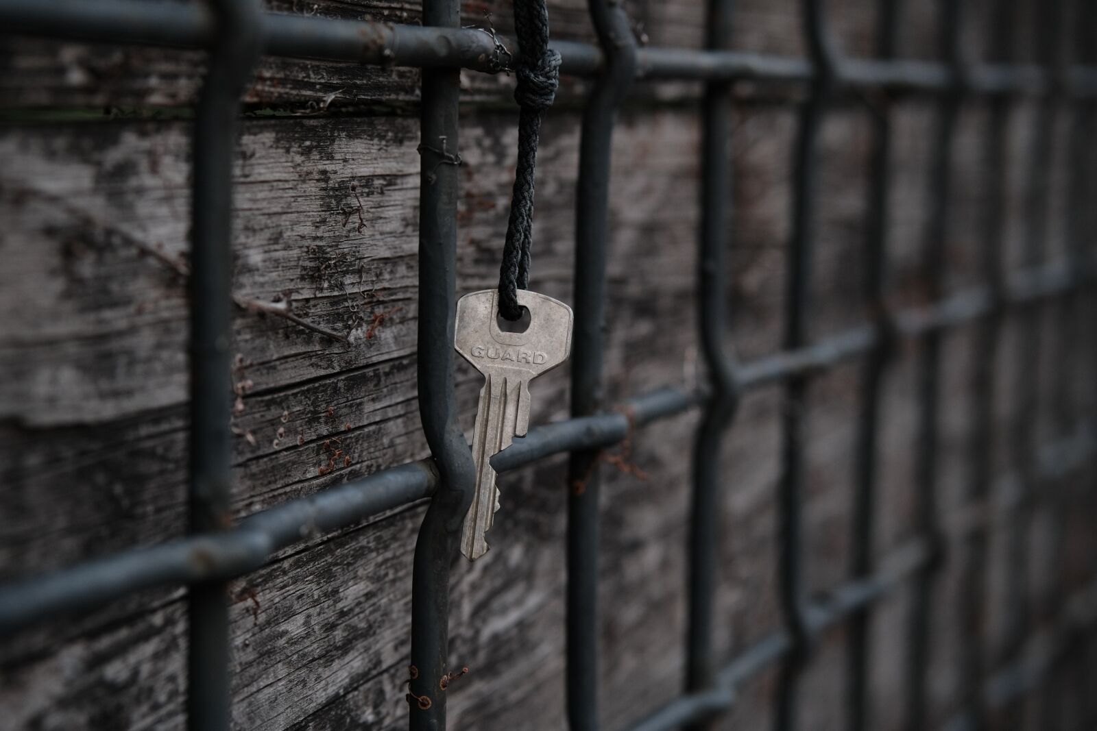 Fujifilm XF 50mm F2 R WR sample photo. Key, fence, wood photography