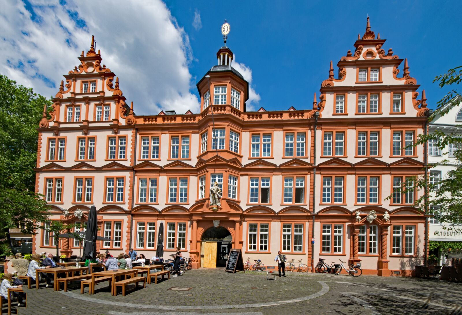 Nikon D5300 sample photo. Good mountain museum, mainz photography