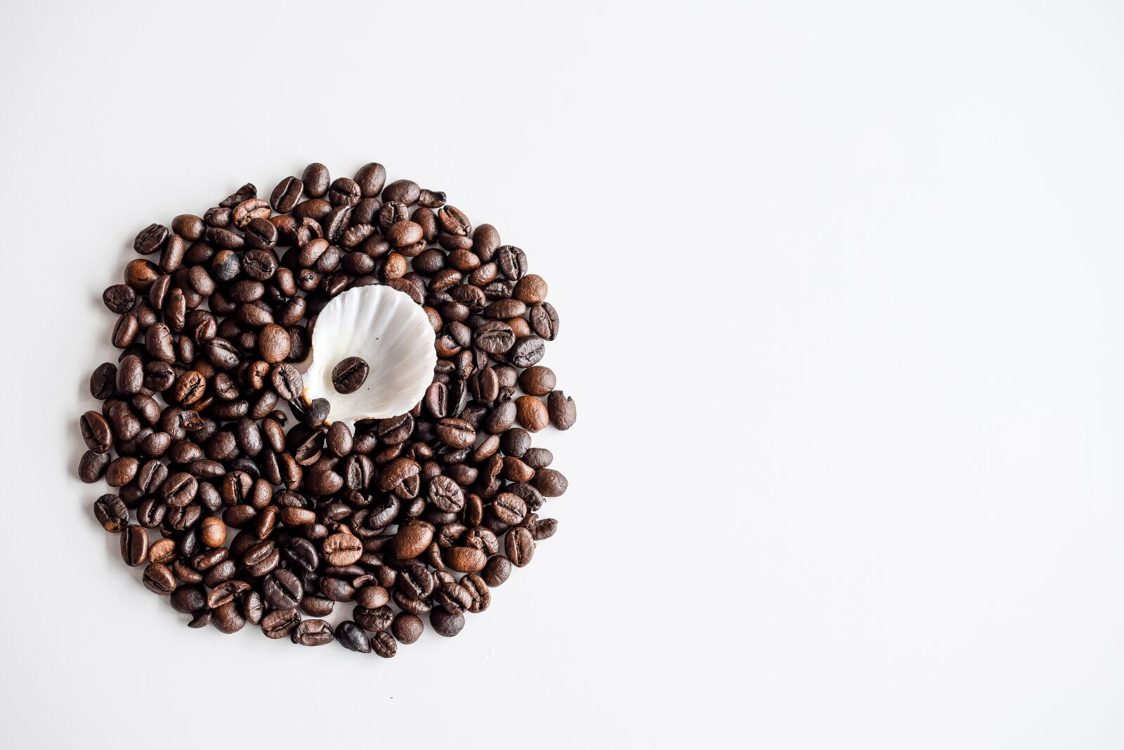 Nikon D5300 sample photo. Coffee, coffee beans, morning photography