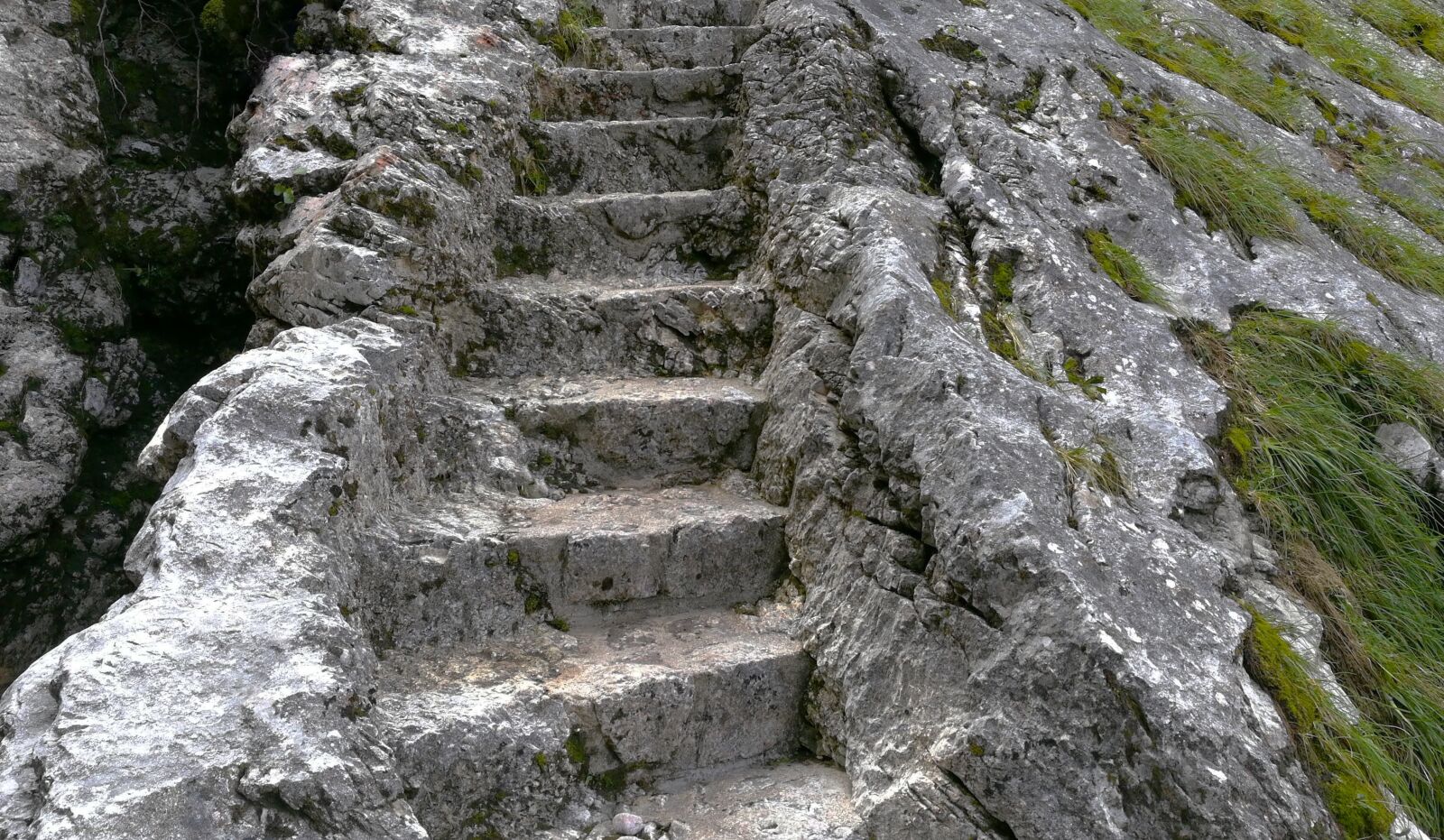 HUAWEI Honor 8 sample photo. Mountain, stairs, nature photography