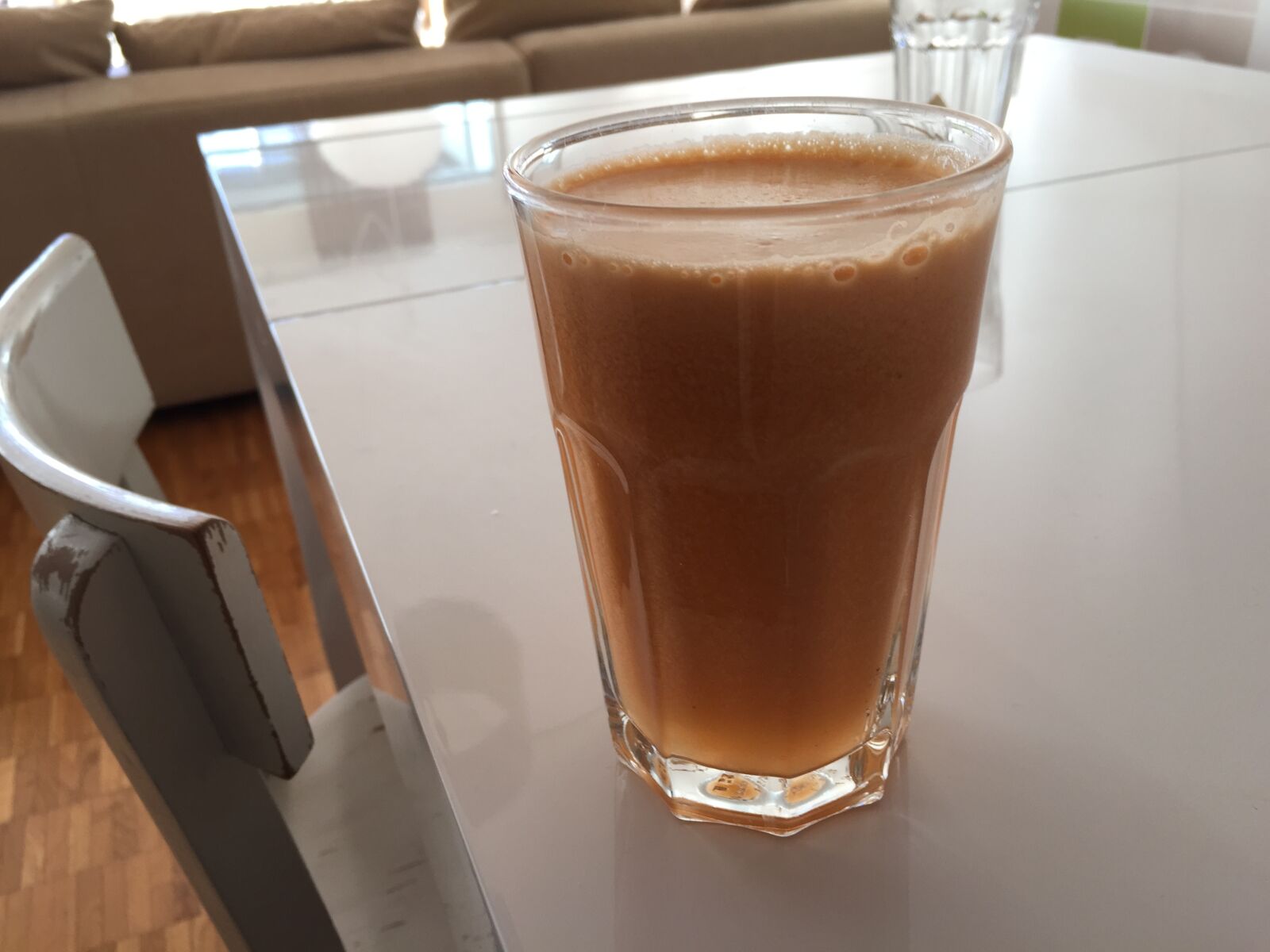 iPhone 6 Plus back camera 4.15mm f/2.2 sample photo. Chair, glass, juice, reflection photography