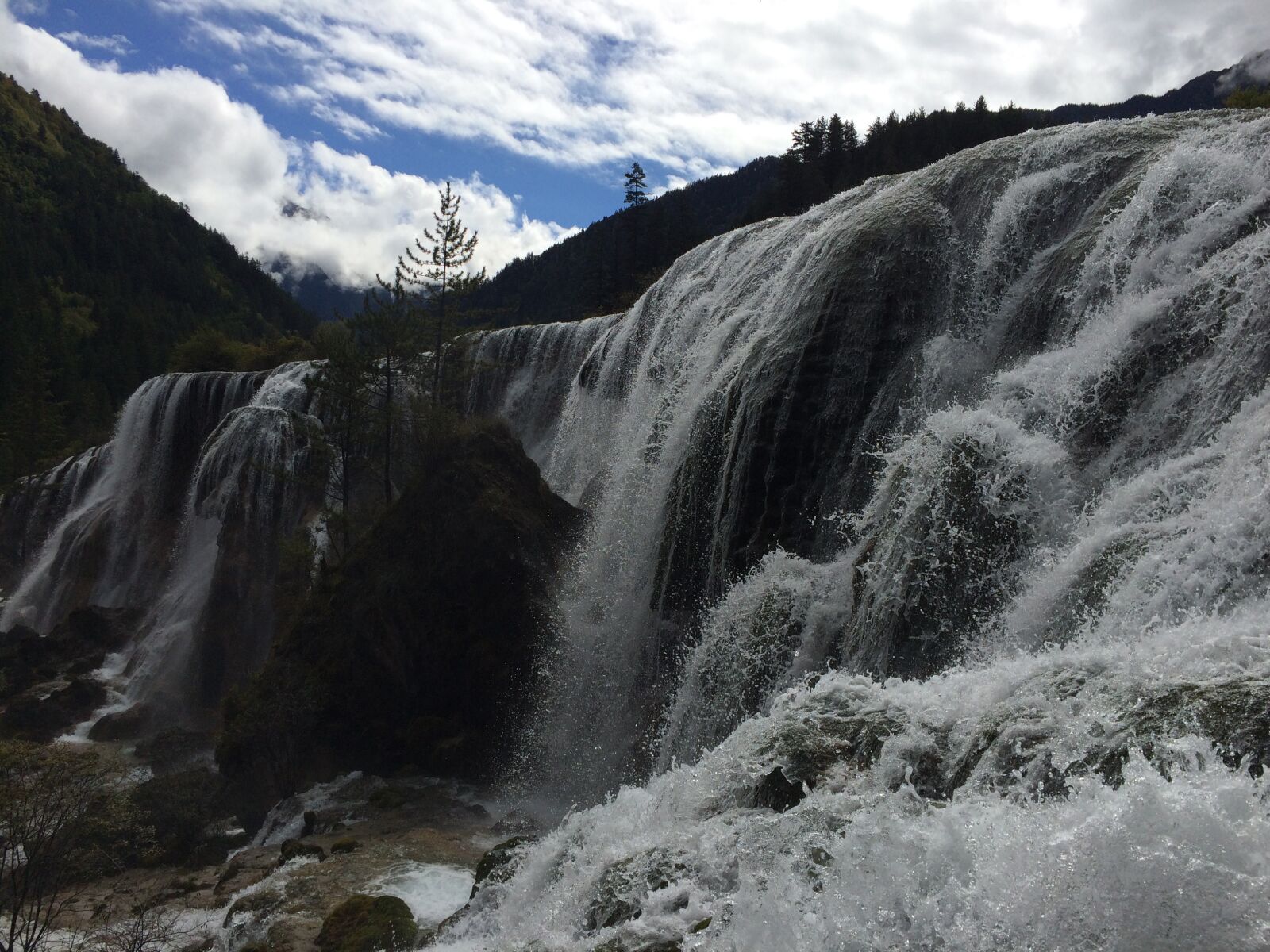 iPhone 5s back camera 4.15mm f/2.2 sample photo. 瀑布, 九寨沟, 风景 photography