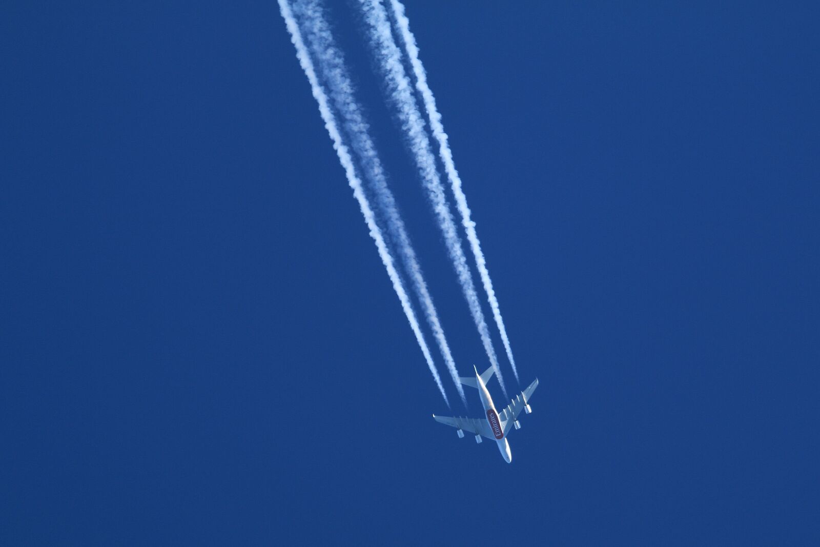 Canon EOS 70D + Canon EF 100-400mm F4.5-5.6L IS USM sample photo. Jet, sky, blue photography