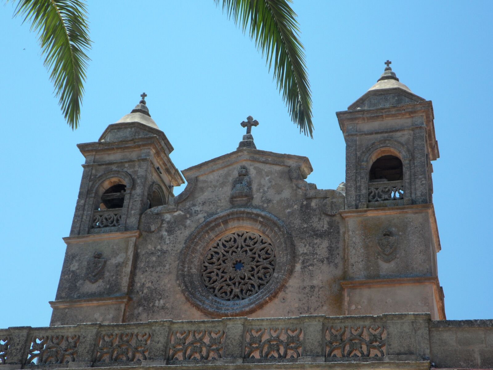Samsung VLUU WB210, SAMSUNG WB210 sample photo. Place of pilgrimage, mallorca photography