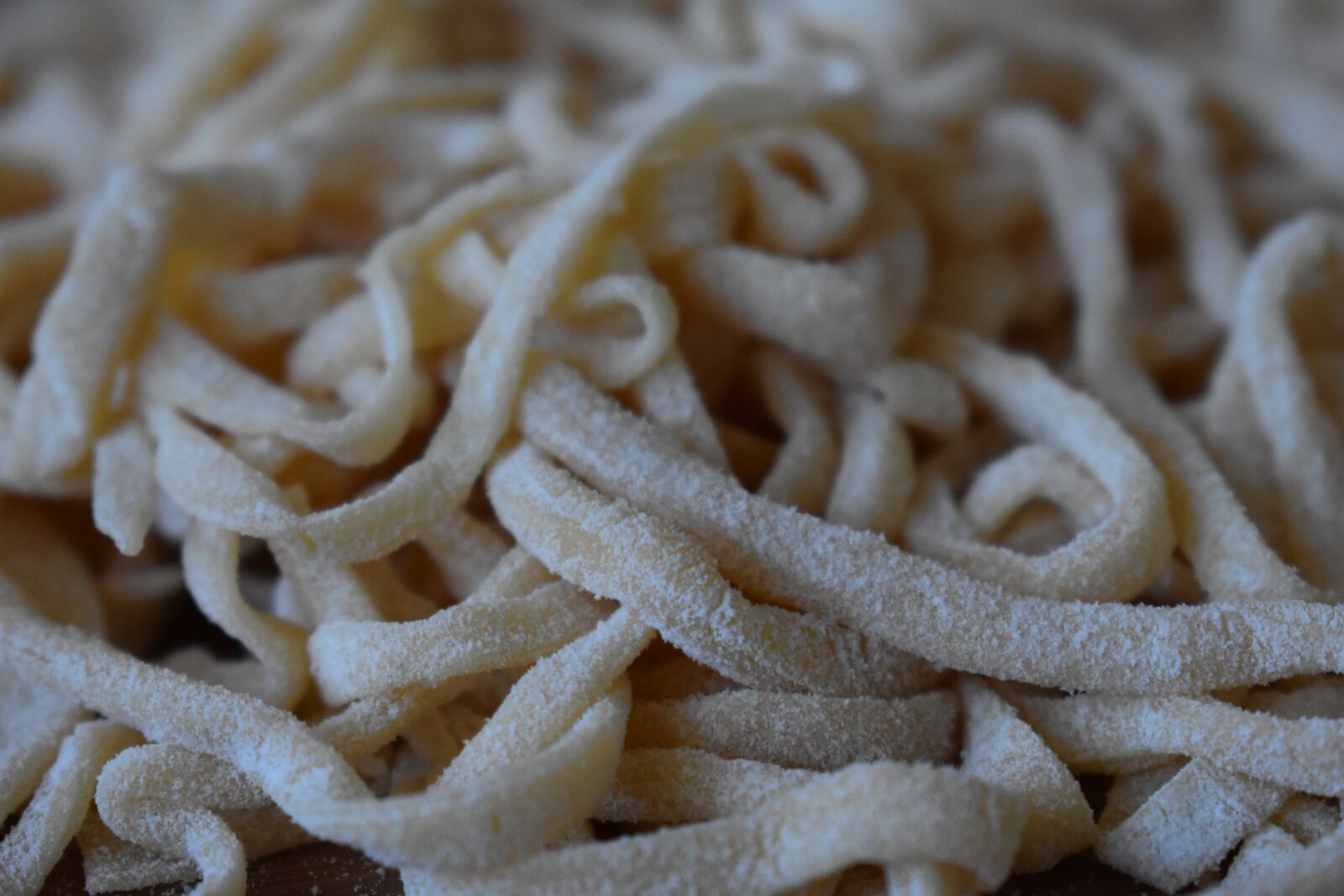 Nikon D3400 sample photo. Noodles, home photography