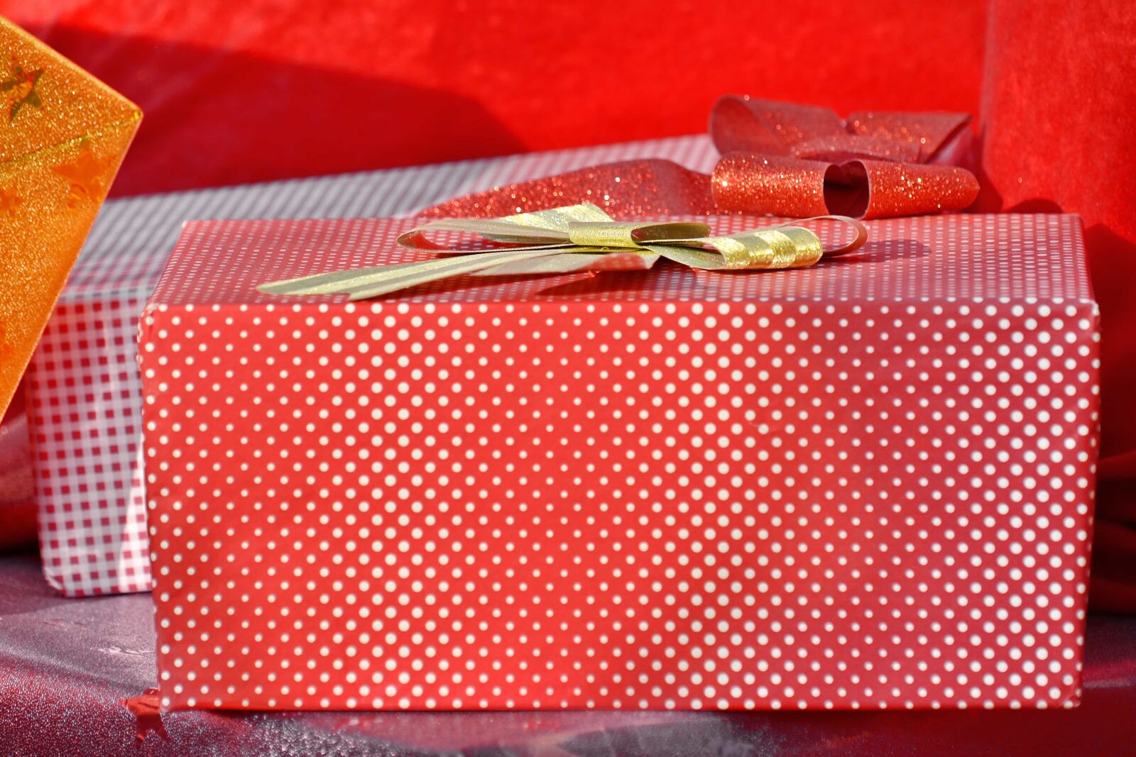 Nikon D5500 sample photo. Anniversary, box, carton, christmas photography