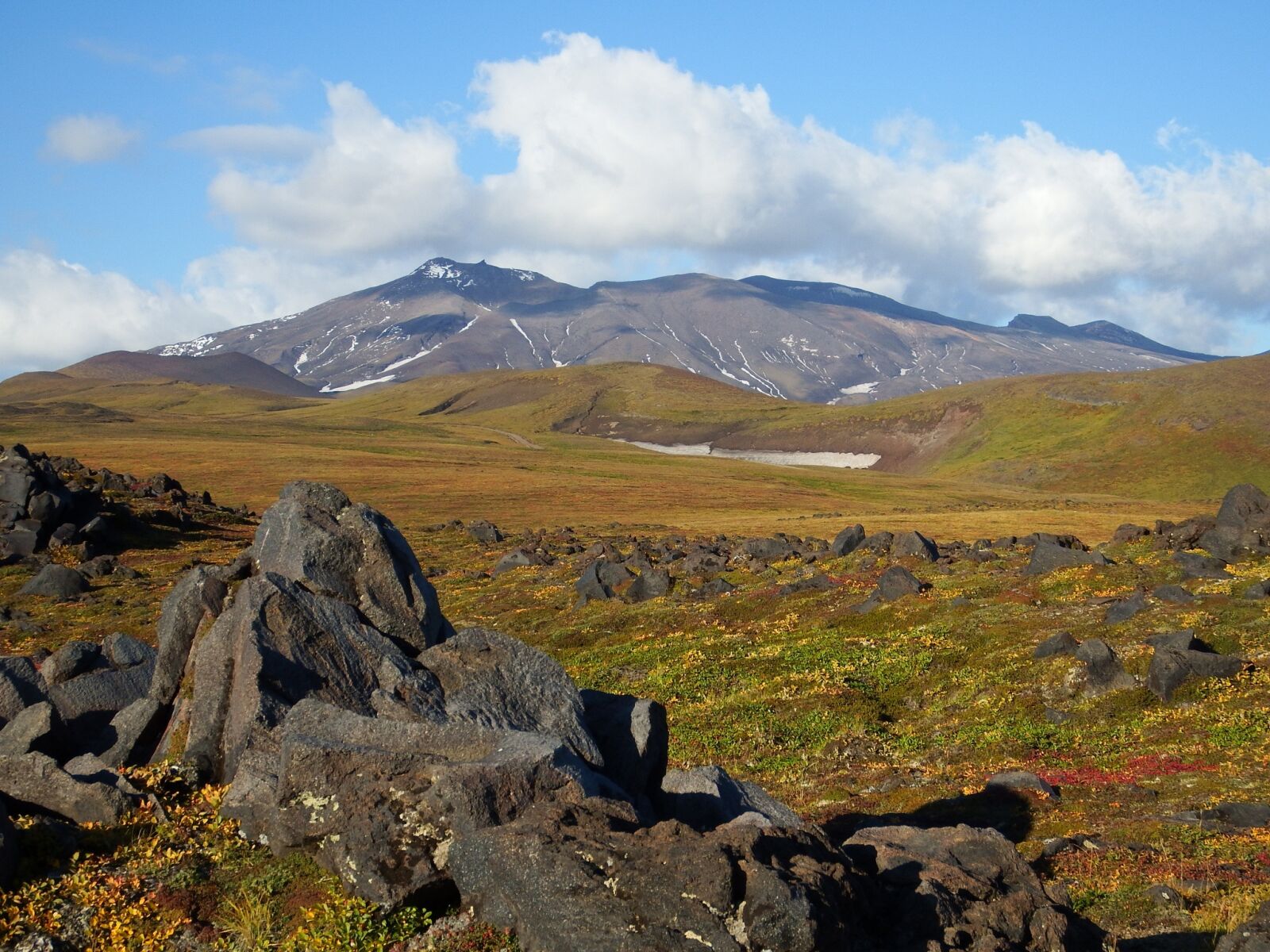 Fujifilm FinePix S1 sample photo. Mountains, volcano, mushrooms photography